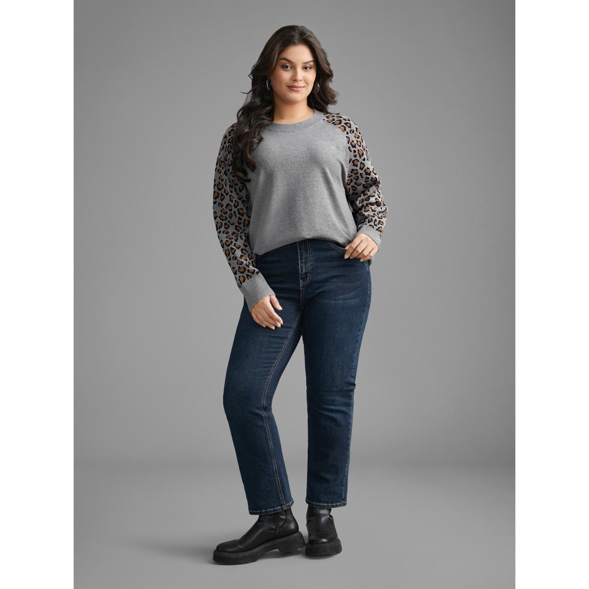 Plus Size Leopard Print Raglan Sleeve Pullover DarkGray Women Casual Loose Long Sleeve Round Neck Everyday Pullovers BloomChic 22-24/3X Product Image