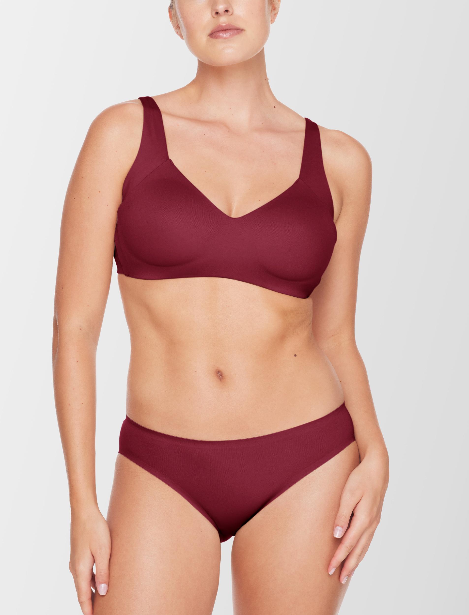 ComfortStretch Smoothing Wireless Bra Product Image