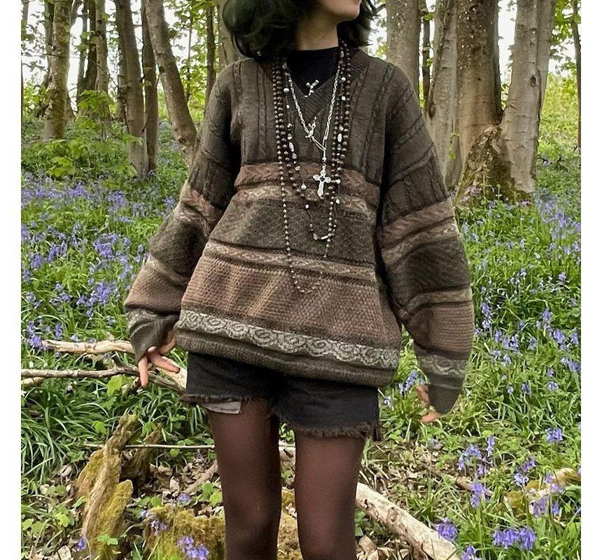 Long-Sleeve Round-Neck Striped Print Knit Sweater Product Image