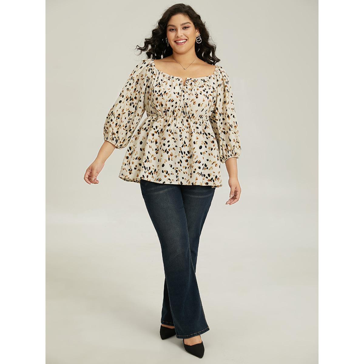 Plus Size Ivory Allover Print Lantern Sleeve Blouse Women Elegant Elbow-length sleeve V-neck Dailywear Blouses BloomChic 28/5X Product Image