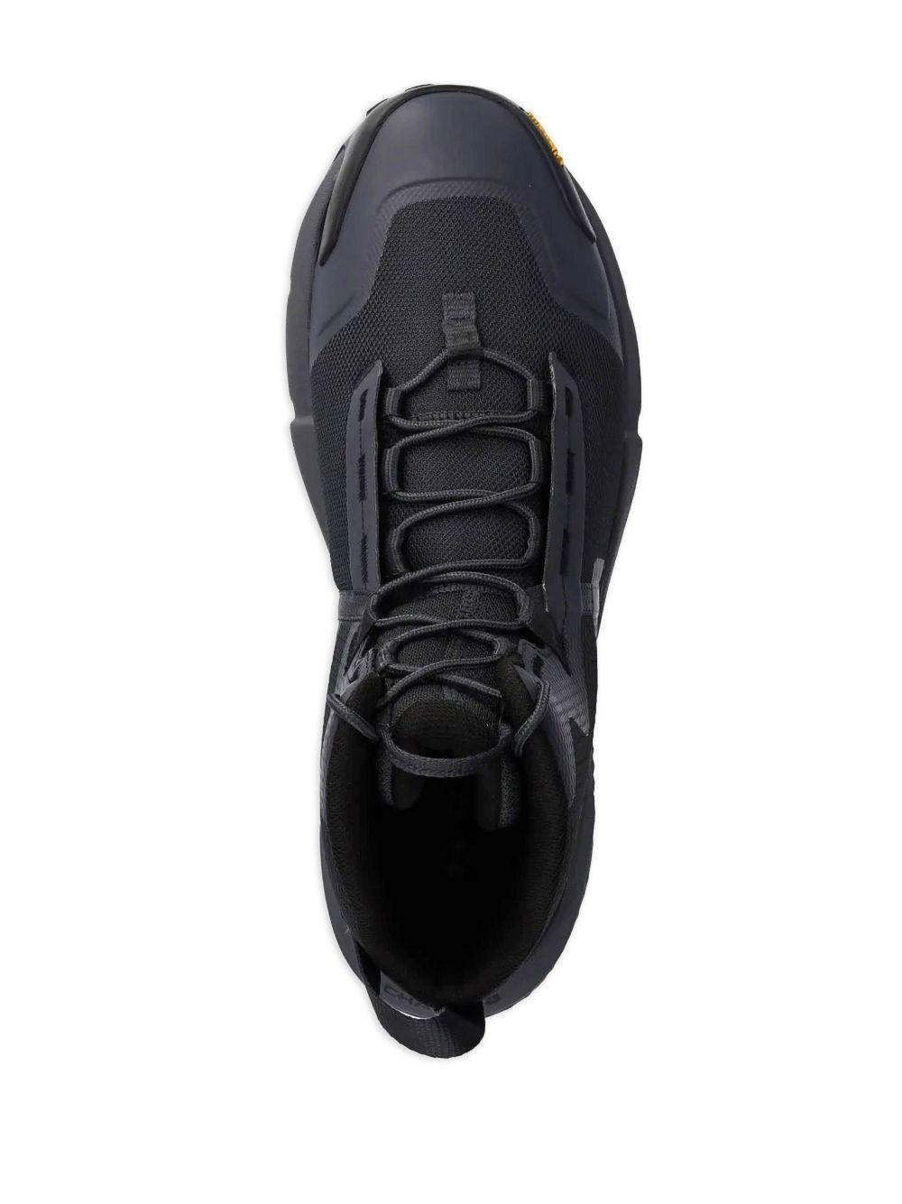 Valsetz Mid Tactical boots Product Image