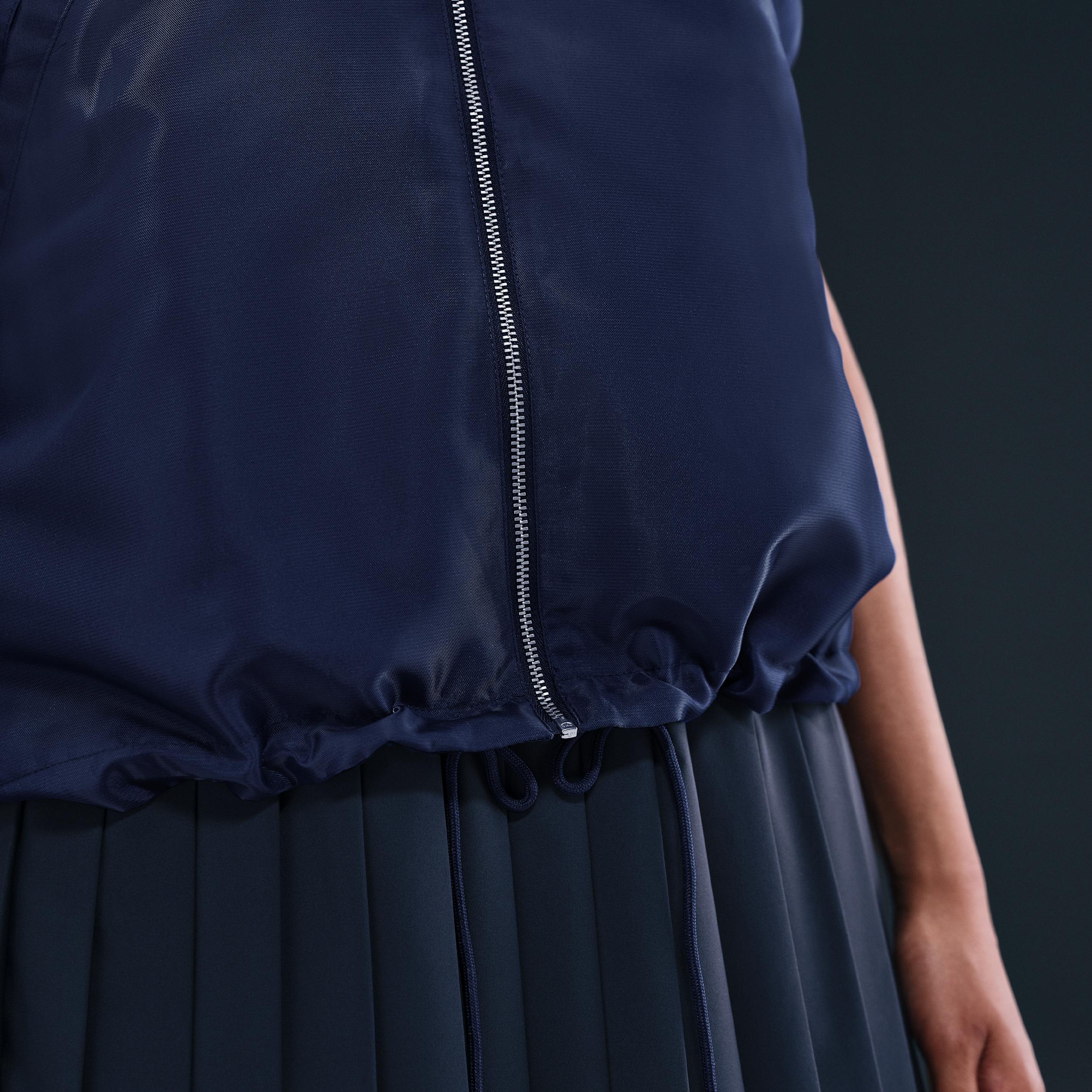 Women's Nike Sportswear Windrunner Shine Vest Product Image