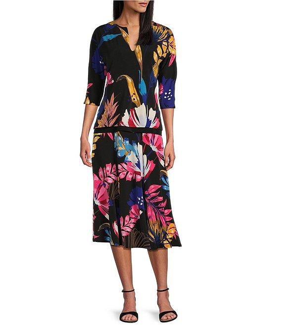 Eva Varro Printed Reversible Split Neck 3/4 Sleeve Top Product Image