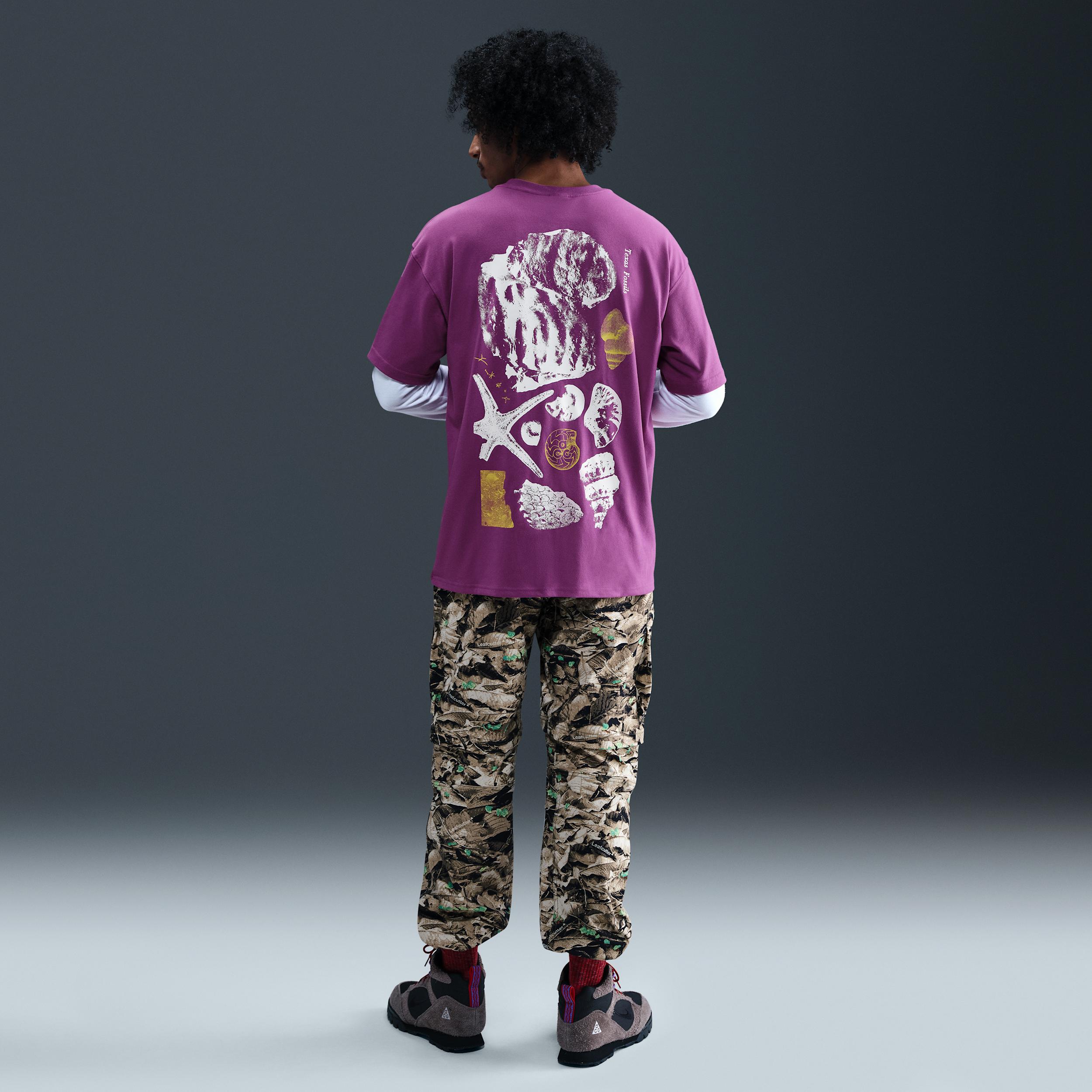 Mens Nike ACG T-Shirt | HV1296-505 Product Image