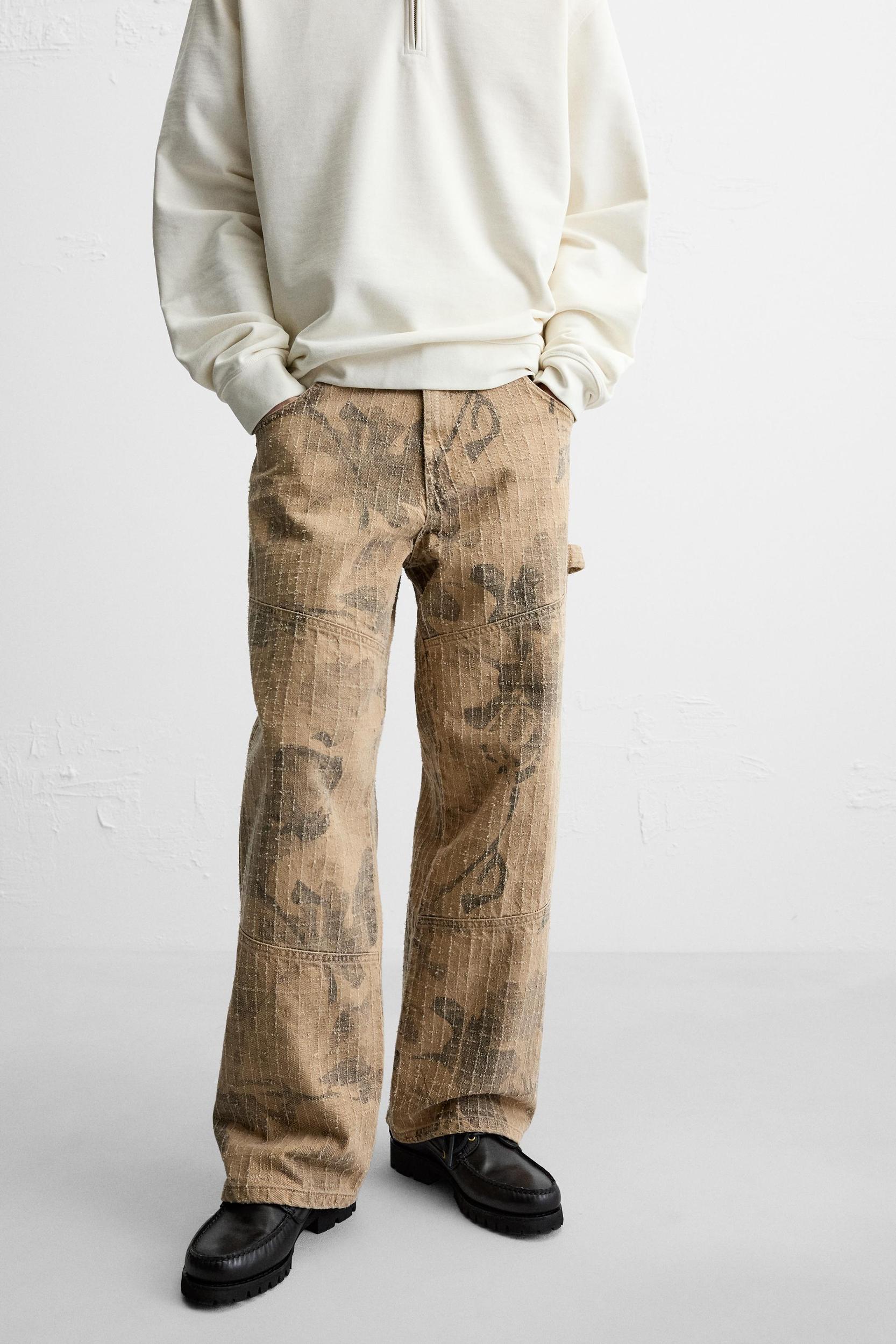 BAGGY FIT CARPENTER JEANS Product Image