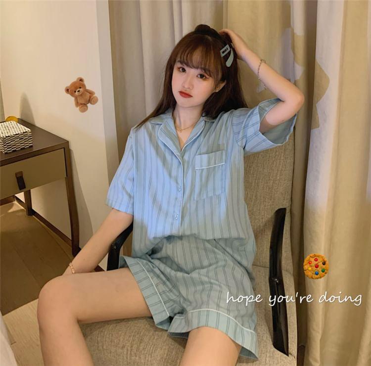Pajama Set: Striped Short-Sleeve Blouse + Shorts Product Image
