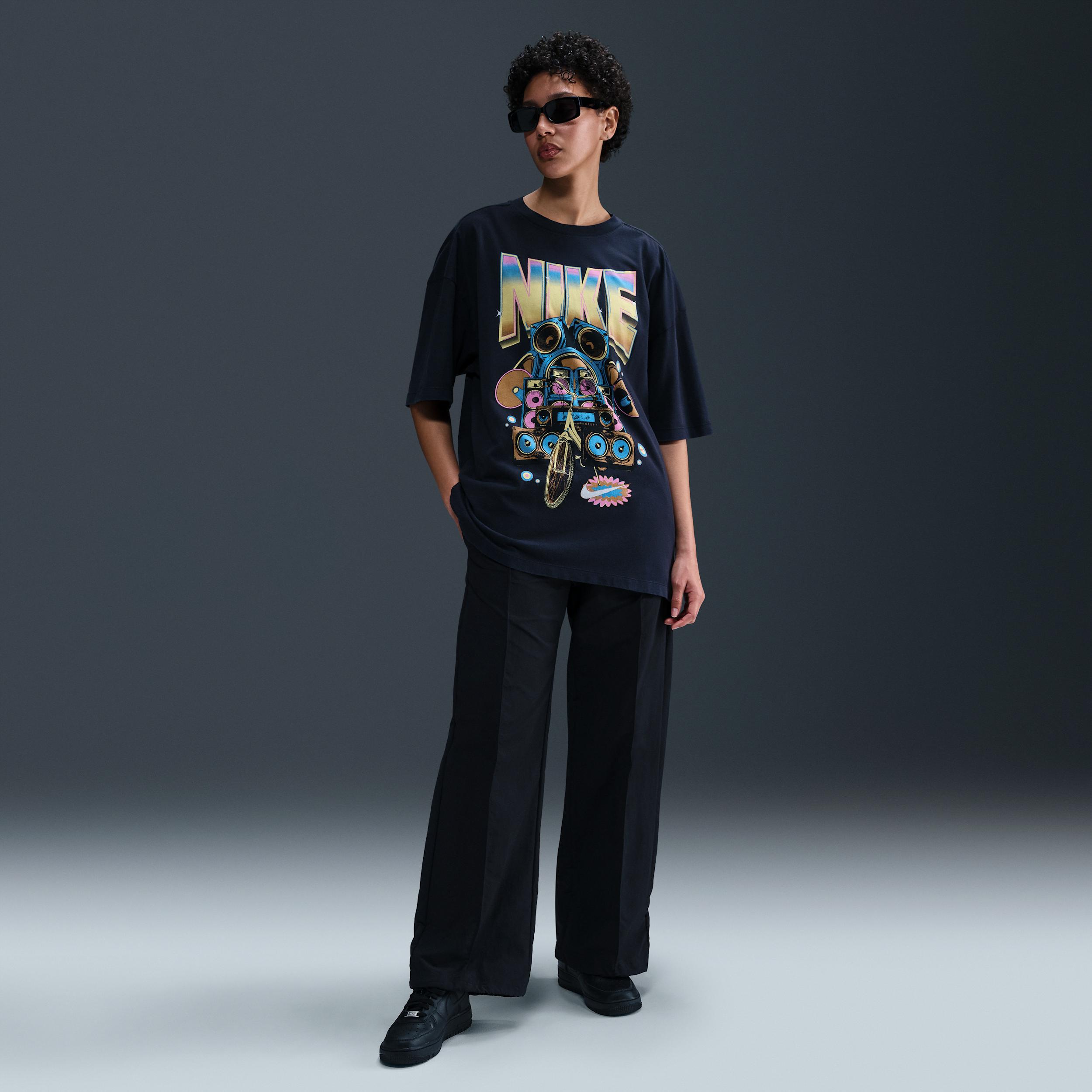 Nike Sportswear Women's Oversized Short-Sleeve T-Shirt Product Image