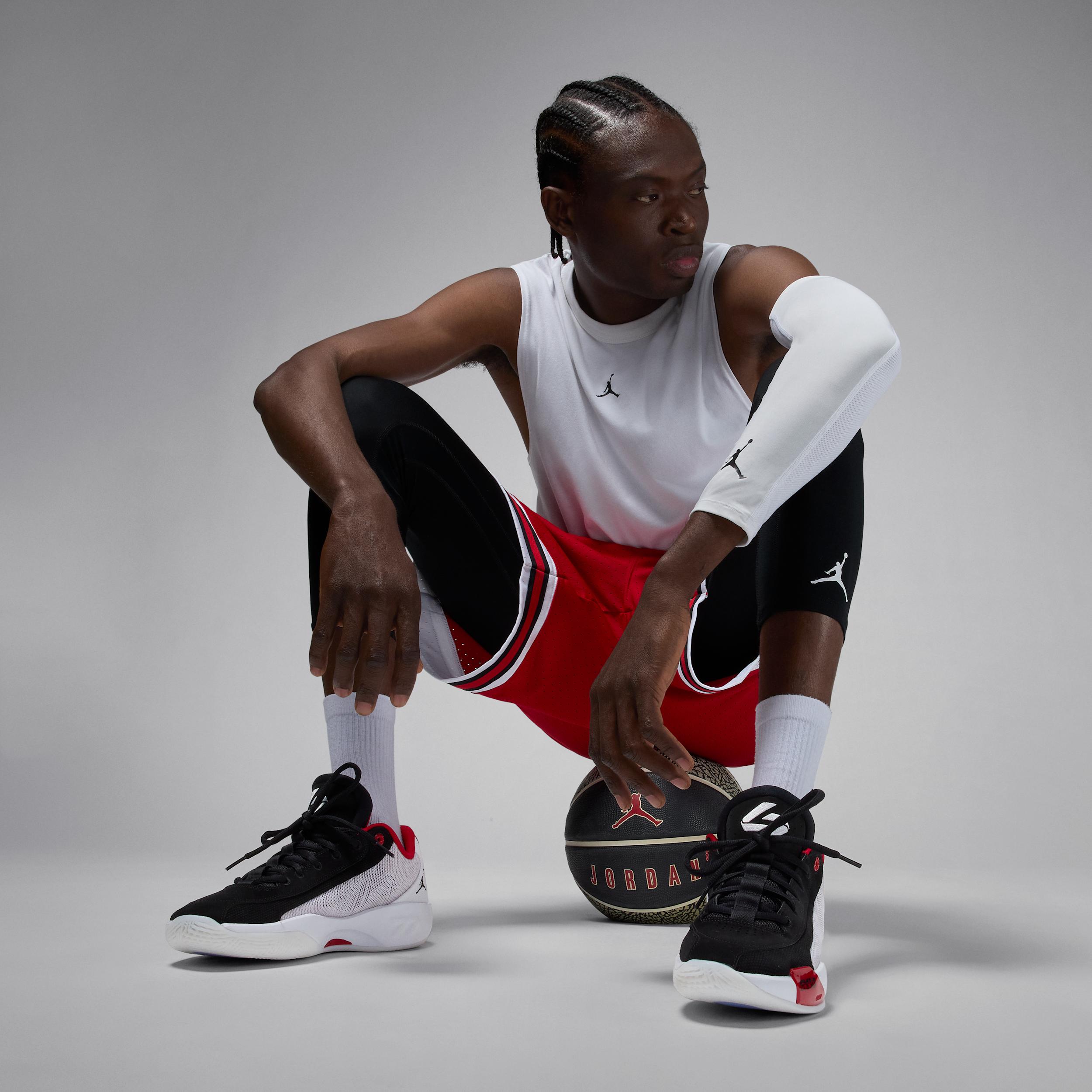 Nike Men's Luka .77 "Bloodline" Basketball Shoes Product Image