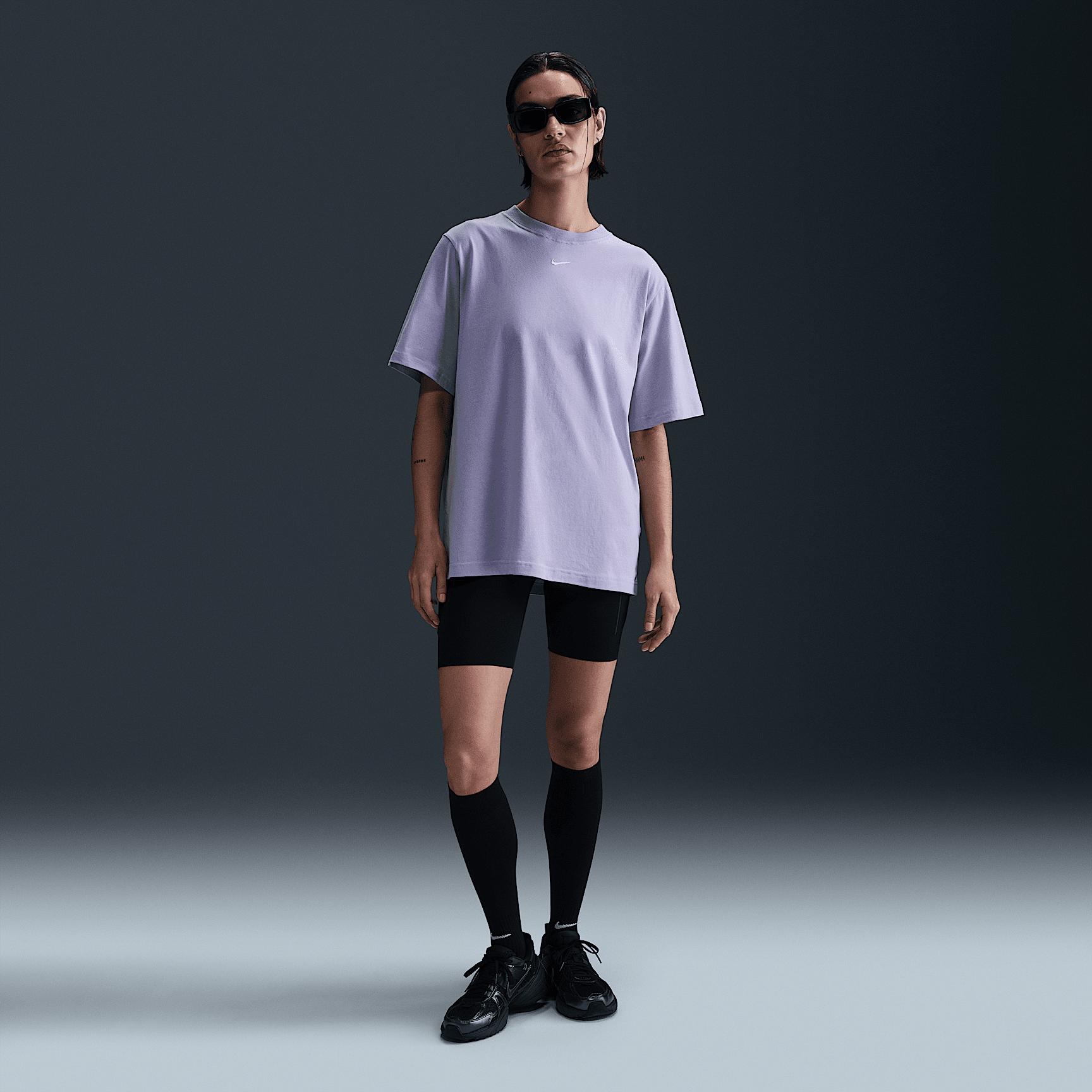 Nike Sportswear Essential Women's T-Shirt Product Image