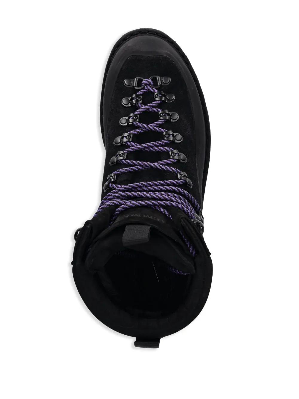 Everest boots Product Image