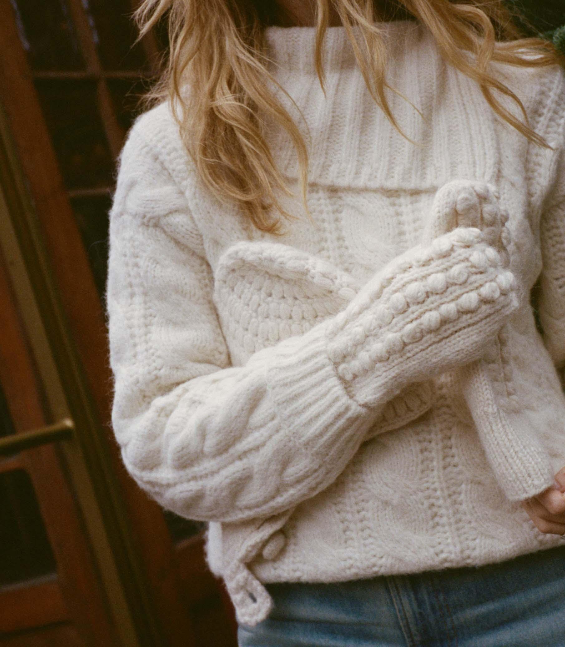 VERBIER MITTENS -- IVORY Product Image