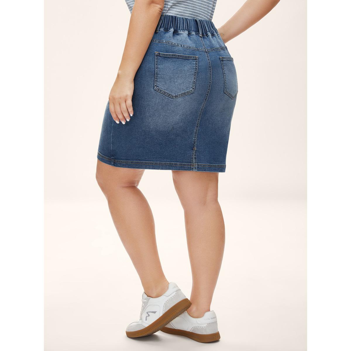 Plus Size Stretchy Waistband Pull-On Denim Skirt Women Darkindigo Everyday-Casual Medium stretch Medium Wash 24/3X Slanted pocket Casual Denim Skirts BloomChic Product Image