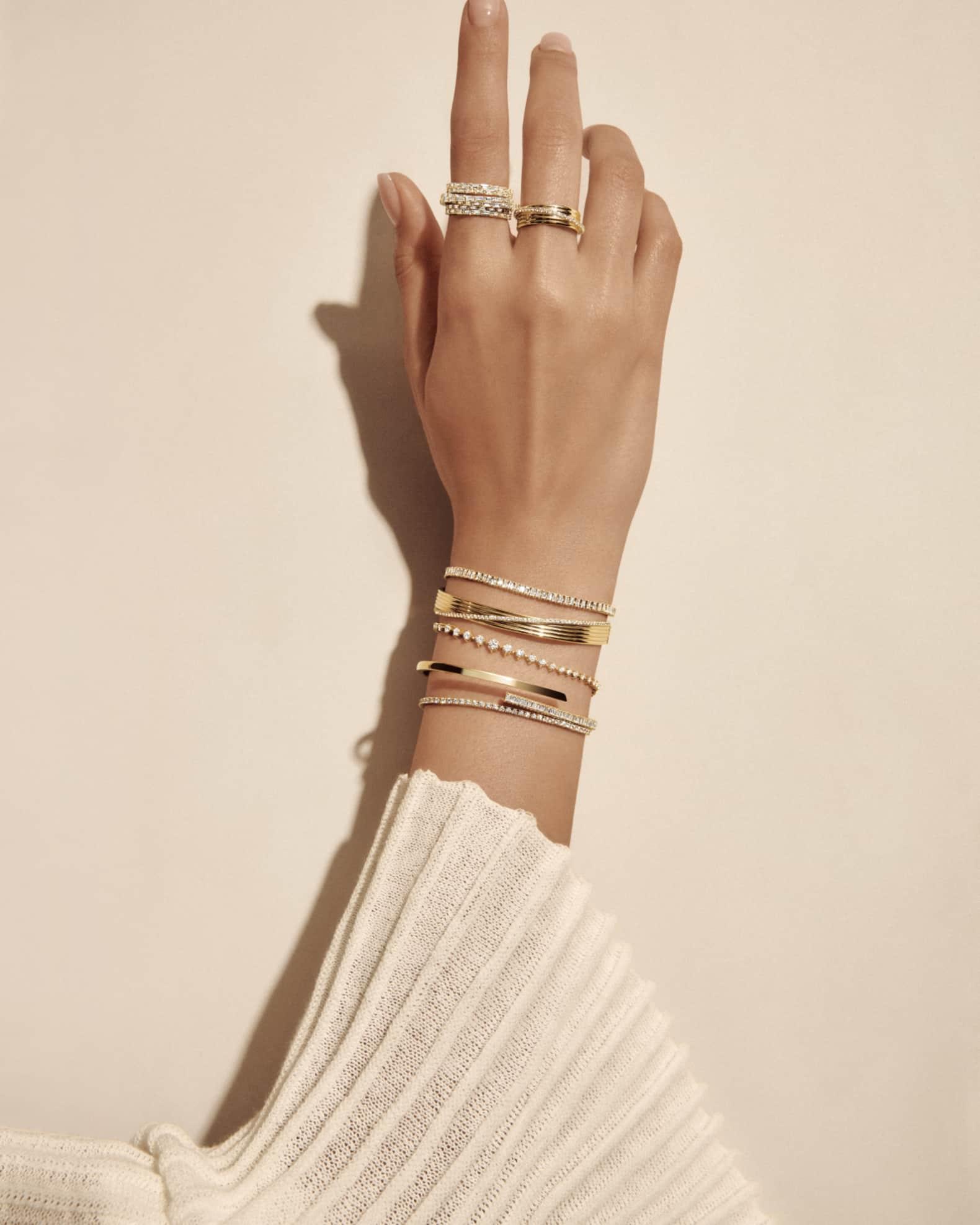 Flawless Graduating Diamond Tennis Bracelet  Product Image