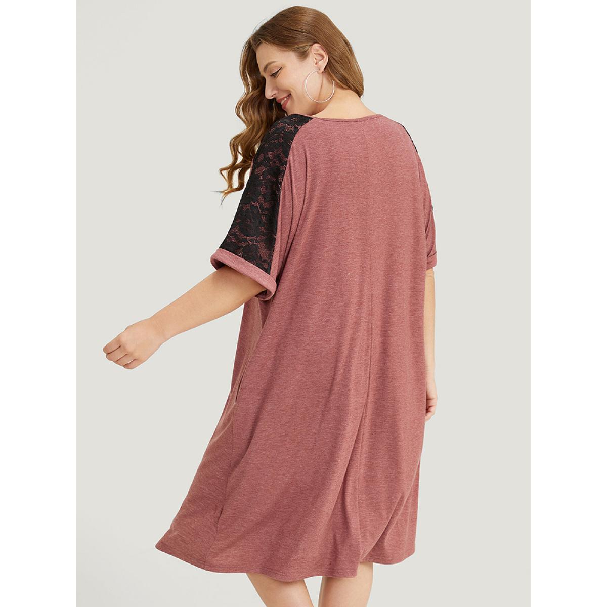 Plus Size Plain Lace Patchwork Button Detail Pocket Dress DustyPink Women Casual Patchwork V-neck Short sleeve Curvy Knee Dress BloomChic 26/4X Product Image