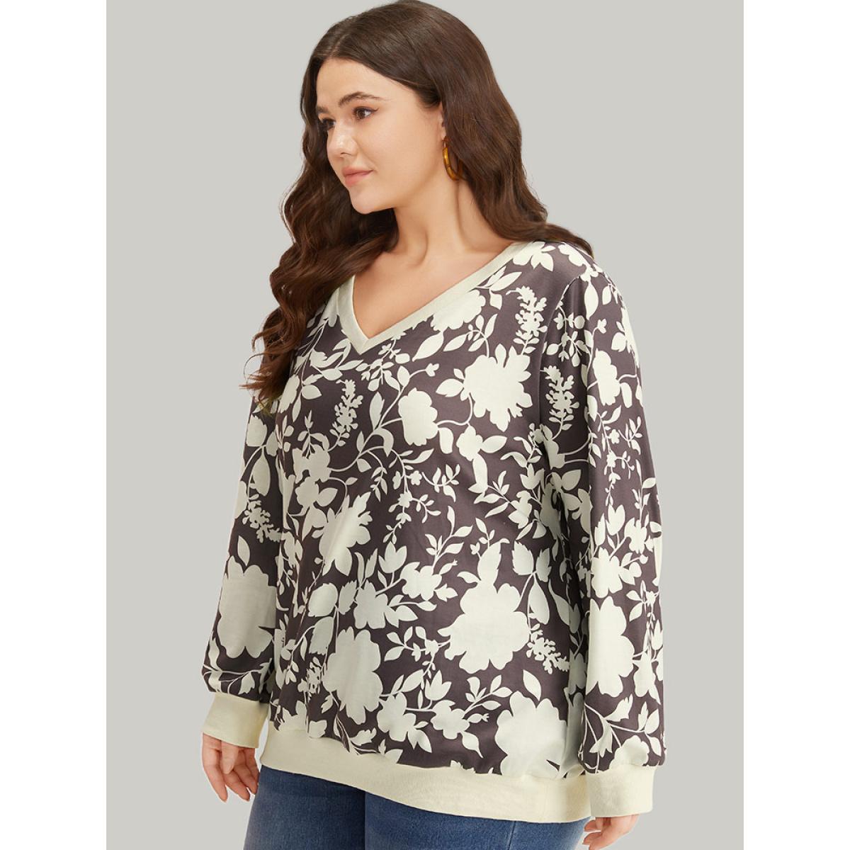 Plus Size Silhouette Floral Print Contrast Trim V Neck Sweatshirt Women DarkBrown Casual Elastic cuffs V-neck Dailywear Sweatshirts BloomChic 26/4X Product Image