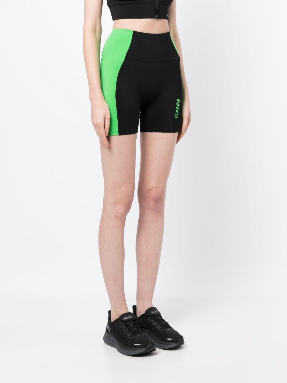 Active high-waist cycling shorts Product Image