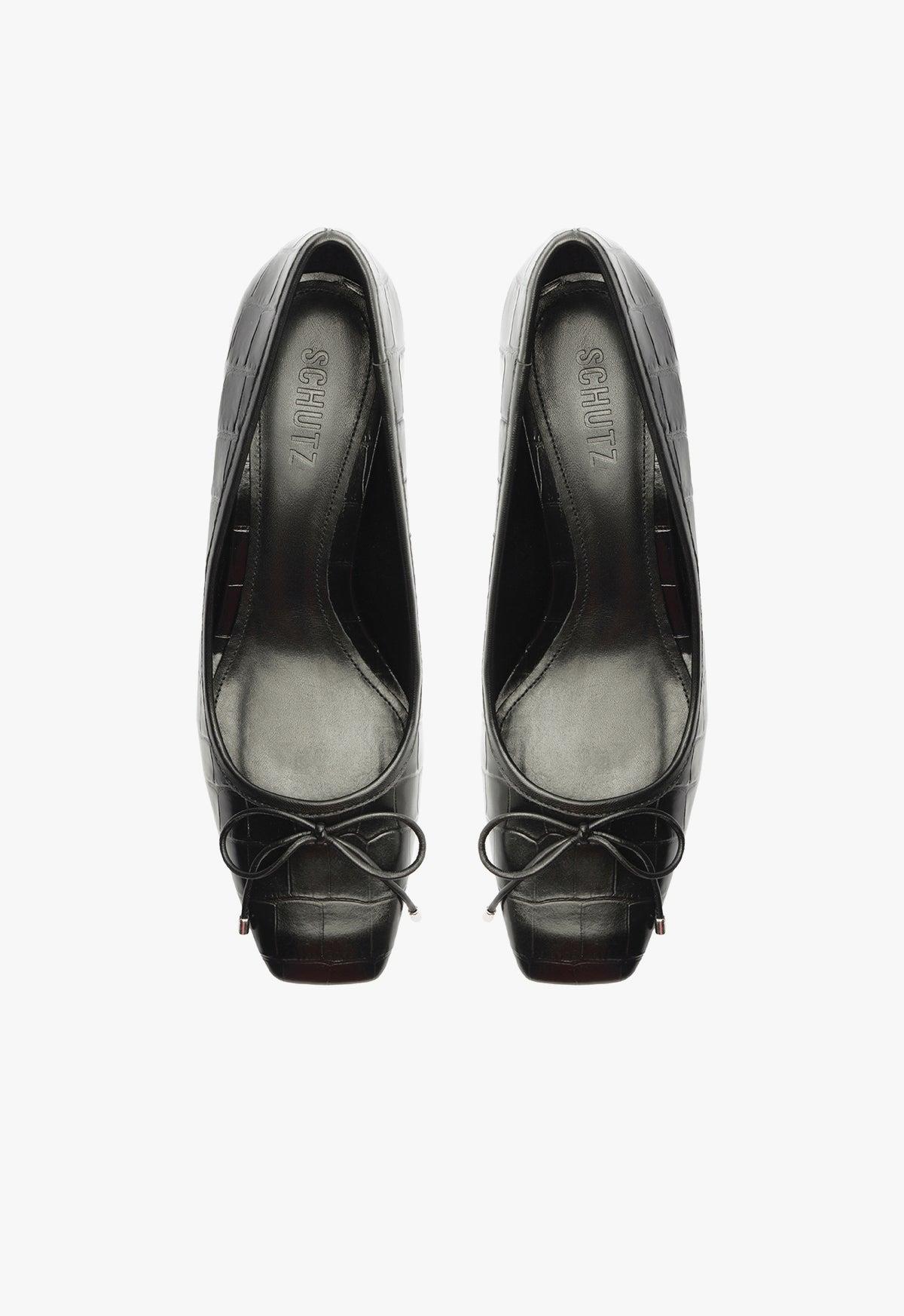 Arissa Pump Female Product Image