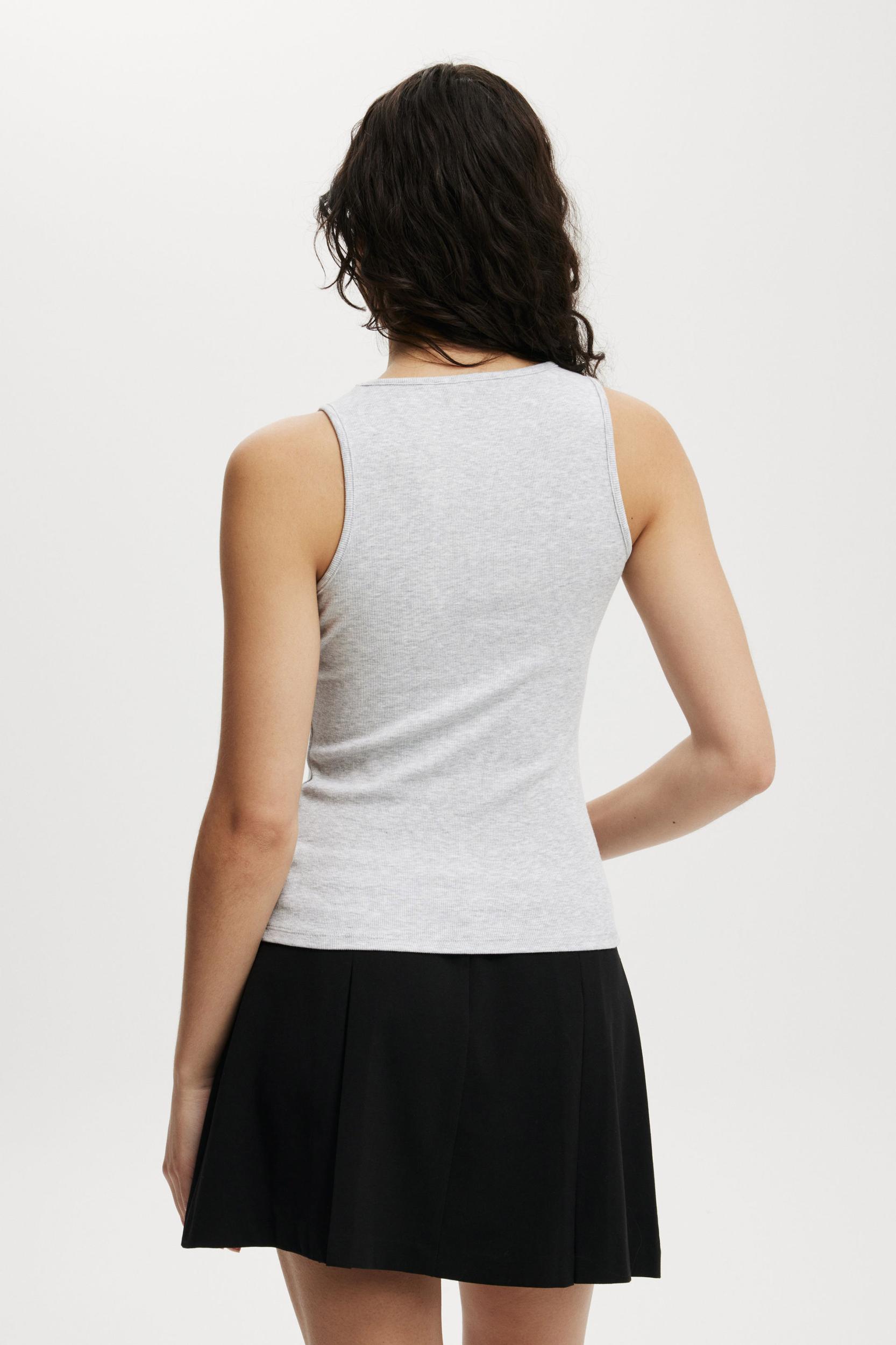 Byron Scoop Tank Product Image