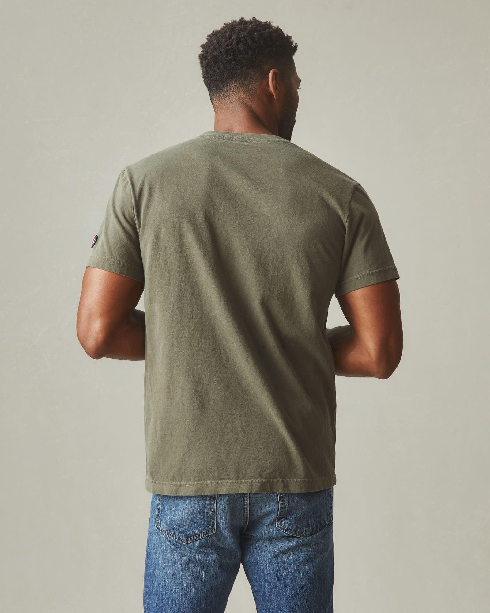 Men's Vintage Crew Tee - Washed Olive Product Image