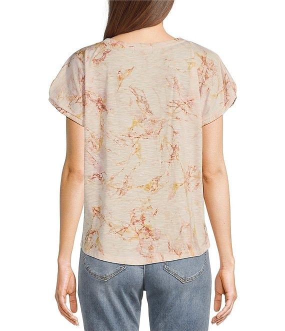 Democracy Petite Size Printed Scoop Neck Short Sleeve Twist Front Hem Knit Top Product Image