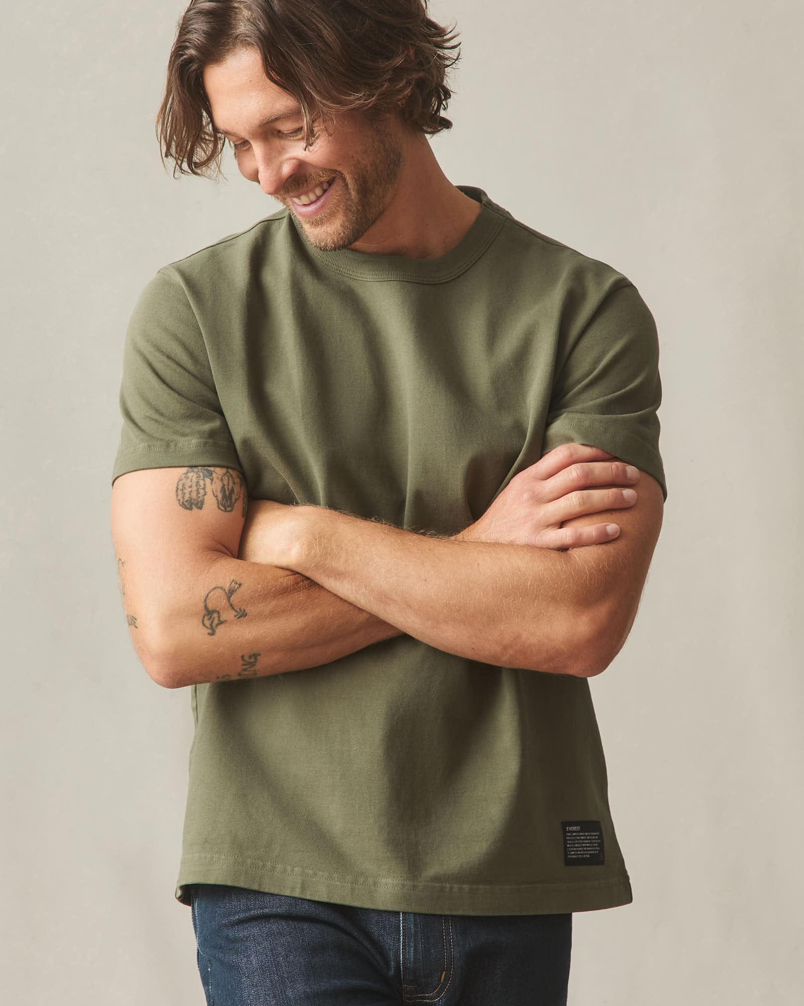 Men's Everest Tee - Olive Product Image