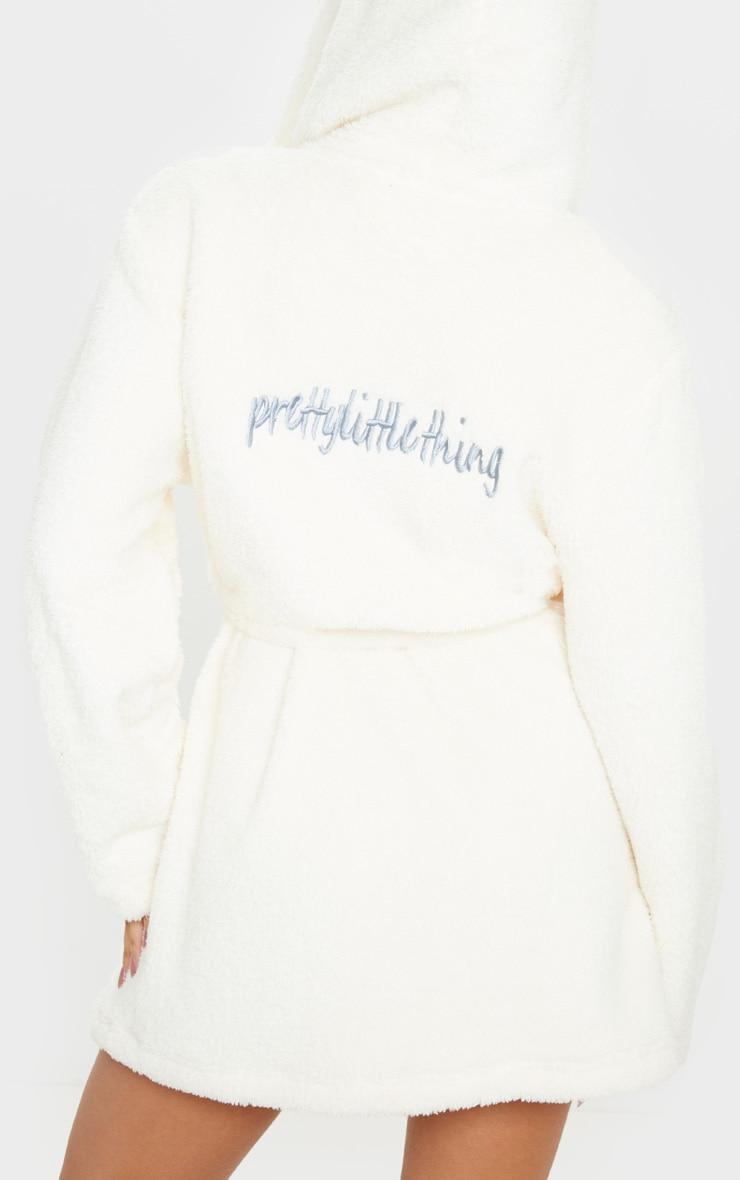 PRETTYLITTLETHING Cream Fluffy Bath Robe Product Image