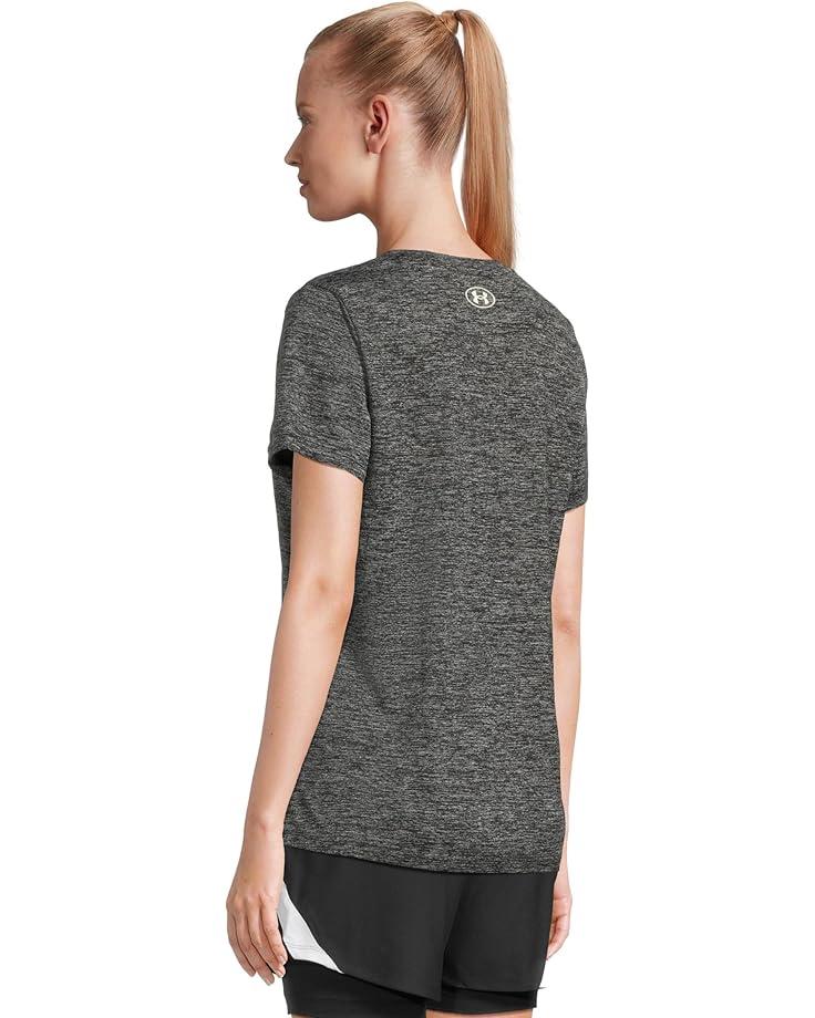 UA Tech™ Twist V-Neck Product Image