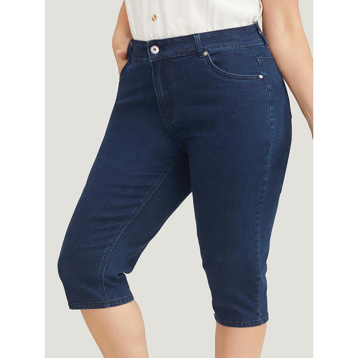 Plus Size Moderately Stretchy High Rise Knee Denim Shorts Women Midnight Elegant Plain Medium stretch Side seam pocket Jeans BloomChic 12/L Product Image