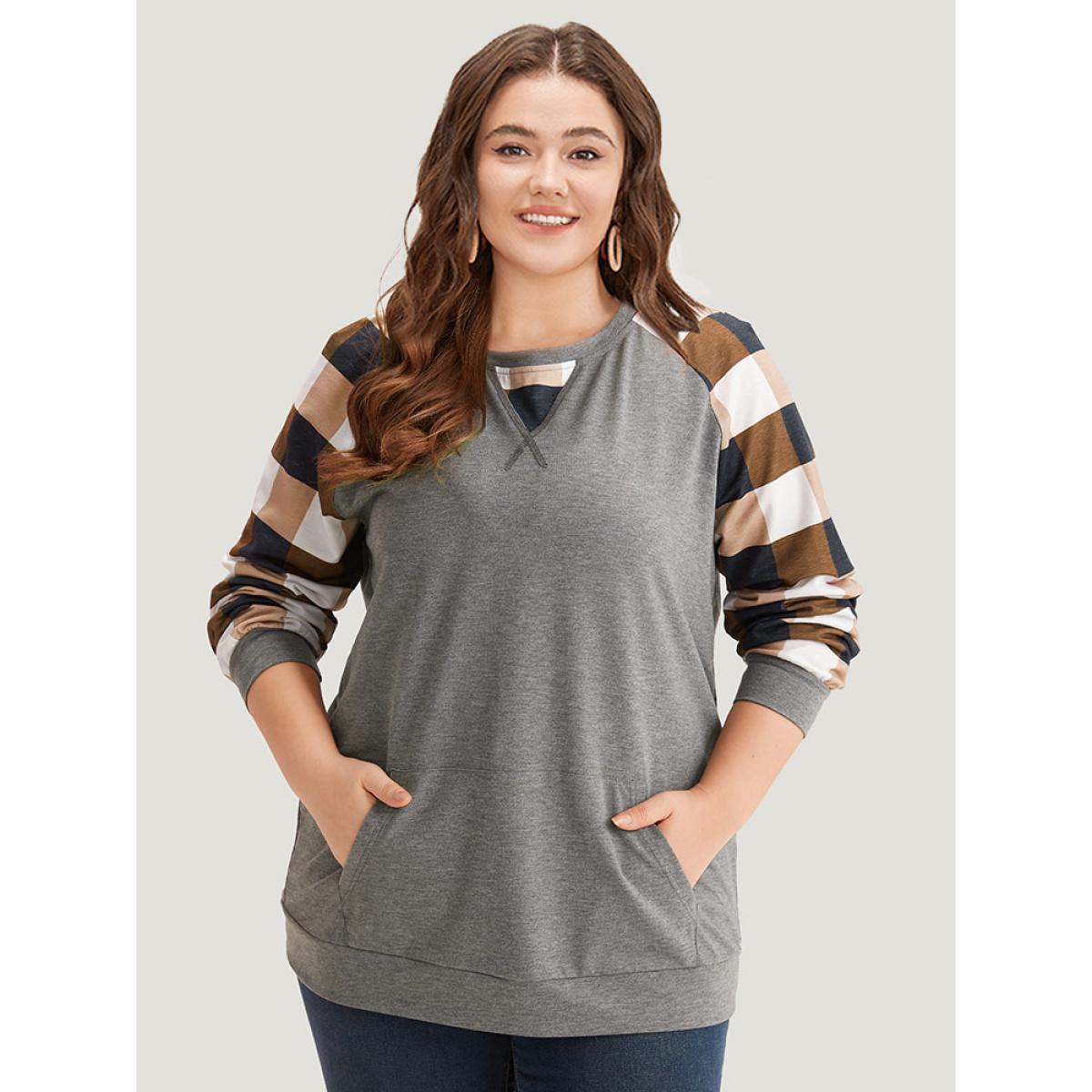 Plus Size Colorblock Contrast Pocket Stitch Sweatshirt Women Gray Casual Elastic cuffs Round Neck Dailywear Sweatshirts BloomChic 30/6X Product Image