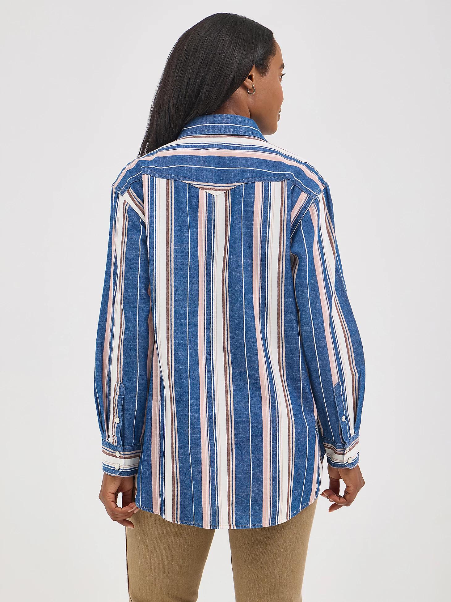 Women's Wrangler Retro® Boyfriend Western Snap Shirt in Brushpopper Product Image