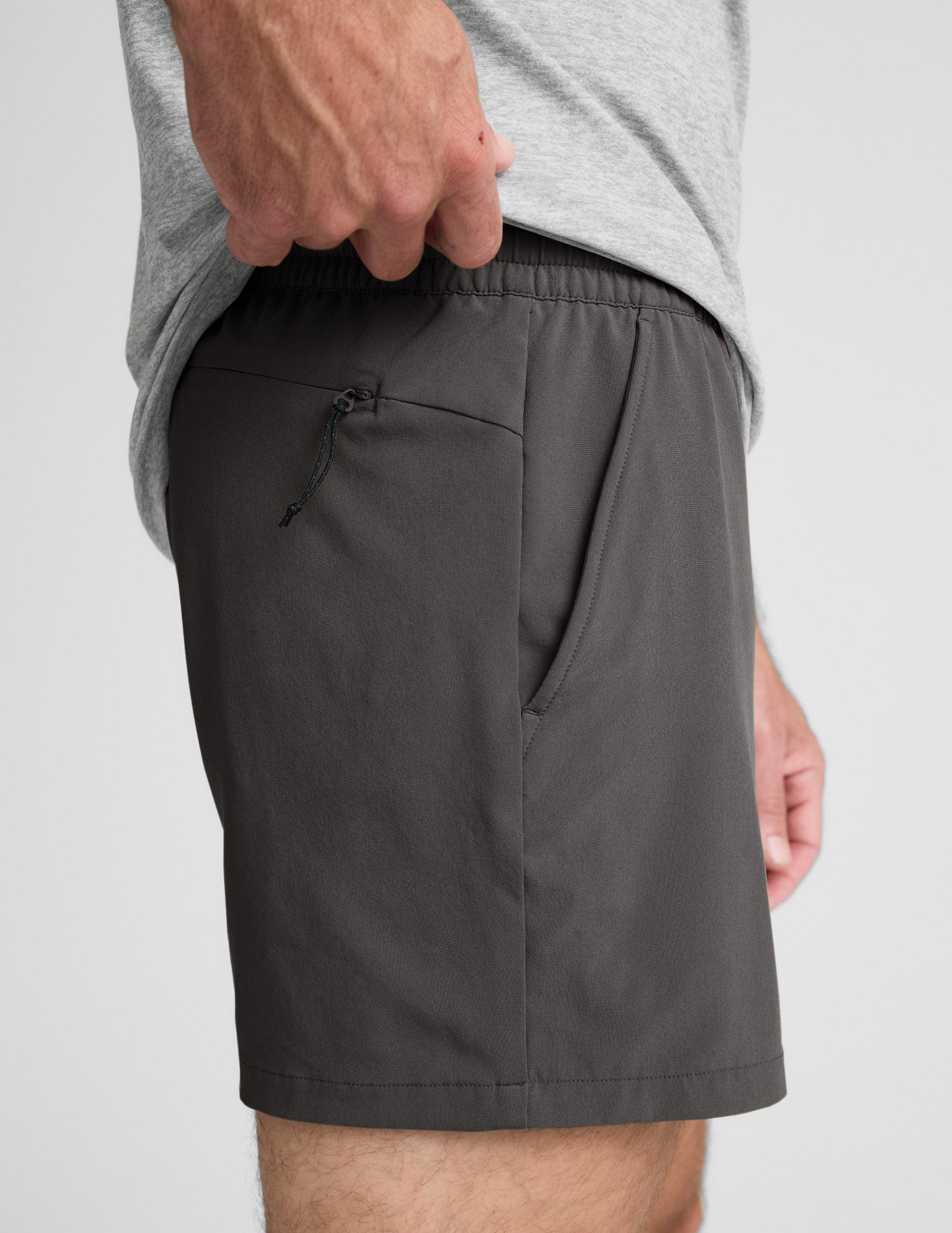 Pivotal 2.0 Men's Short 5" Male Product Image