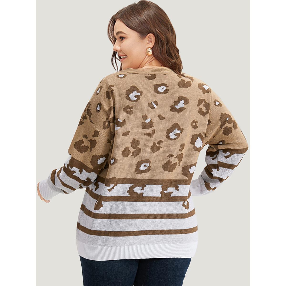 Plus Size Leopard Striped Elastic Cuffs Pullover Leopard Women Casual Loose Long Sleeve V-neck Dailywear Pullovers BloomChic 18-20/2X Product Image