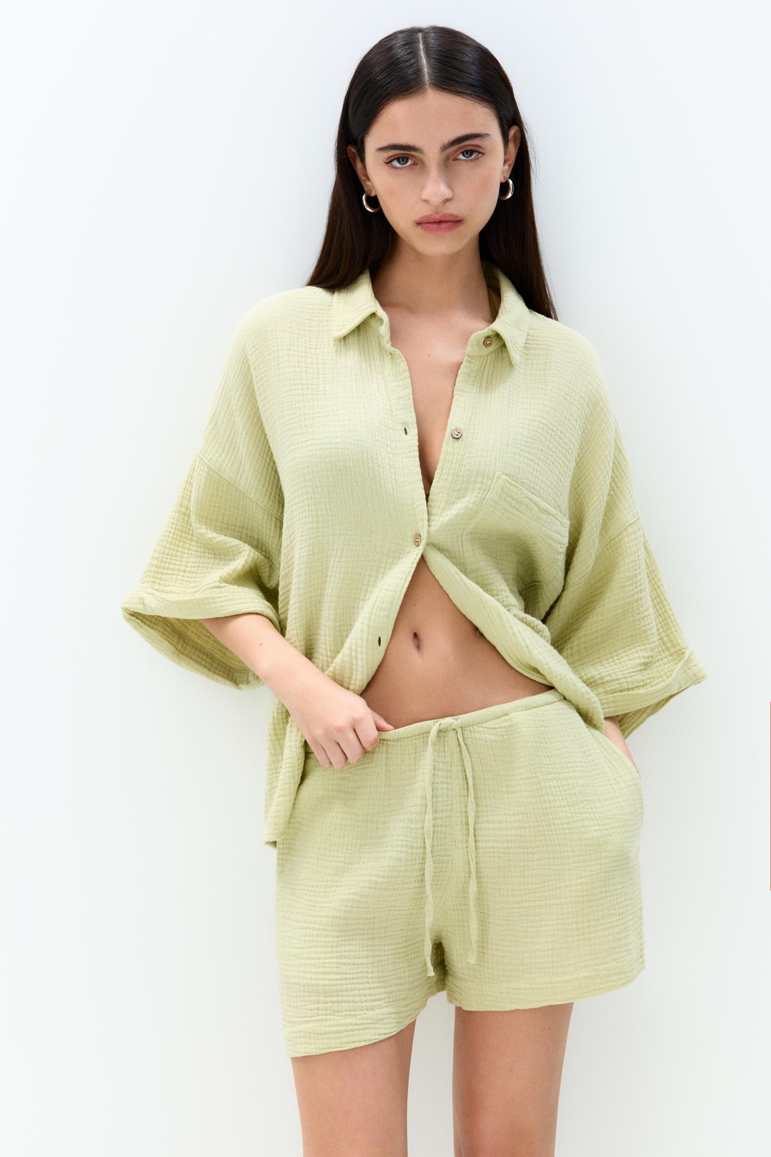 Textured Bermuda shorts Product Image