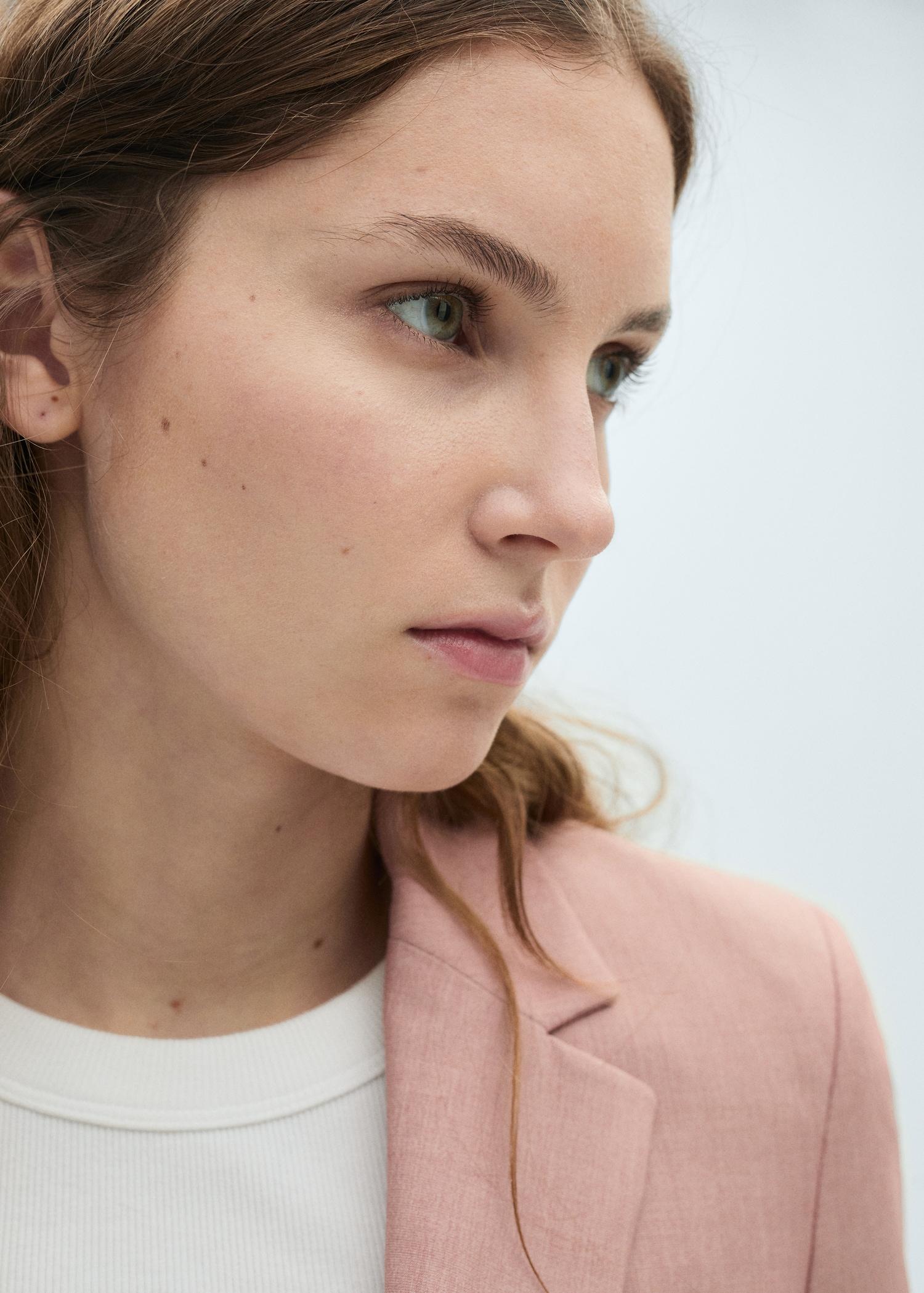 Fitted suit jacket - Women | MANGO USA Product Image