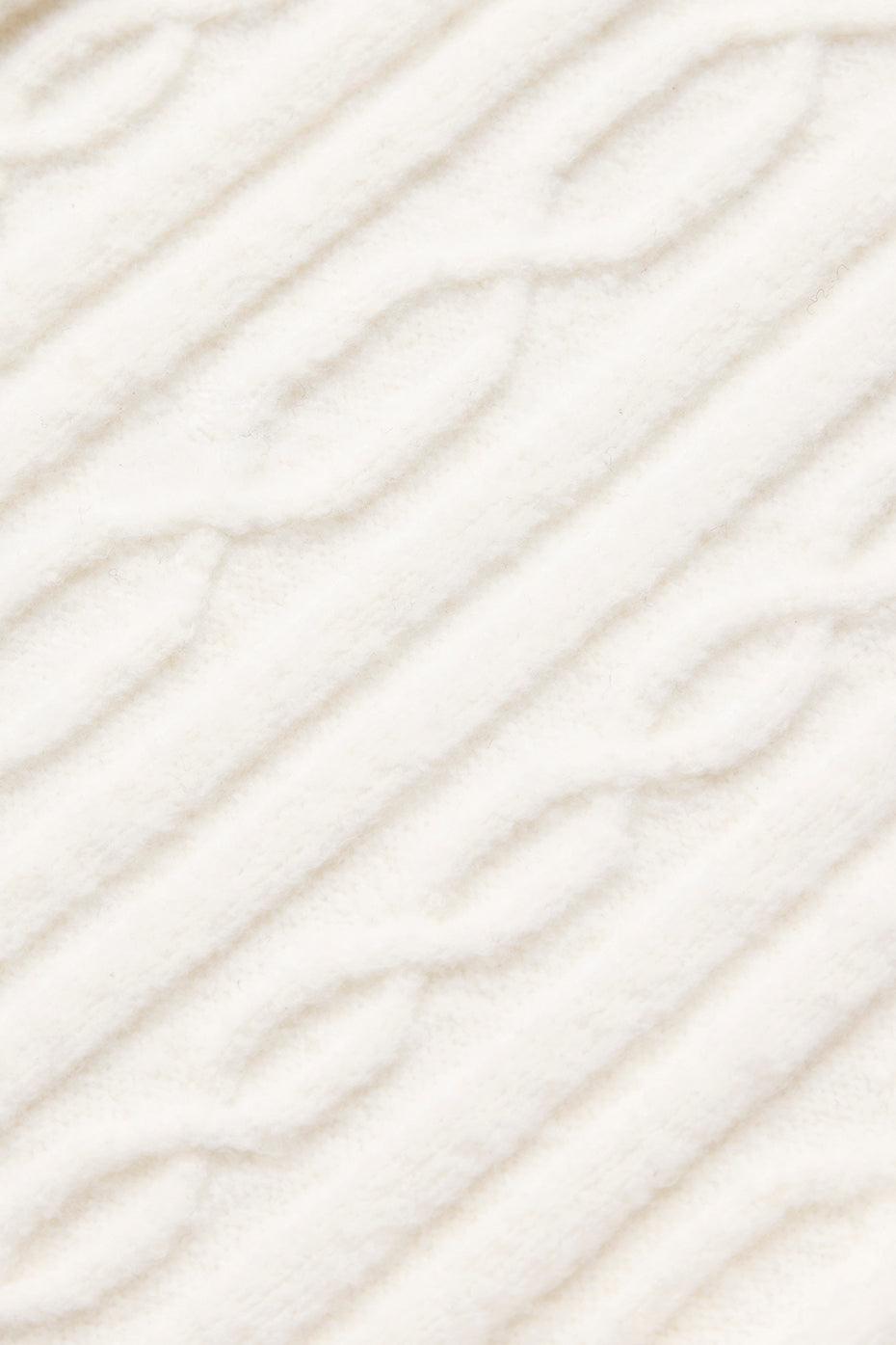 Cable Knit Winter Bliss Short - Ivory Product Image