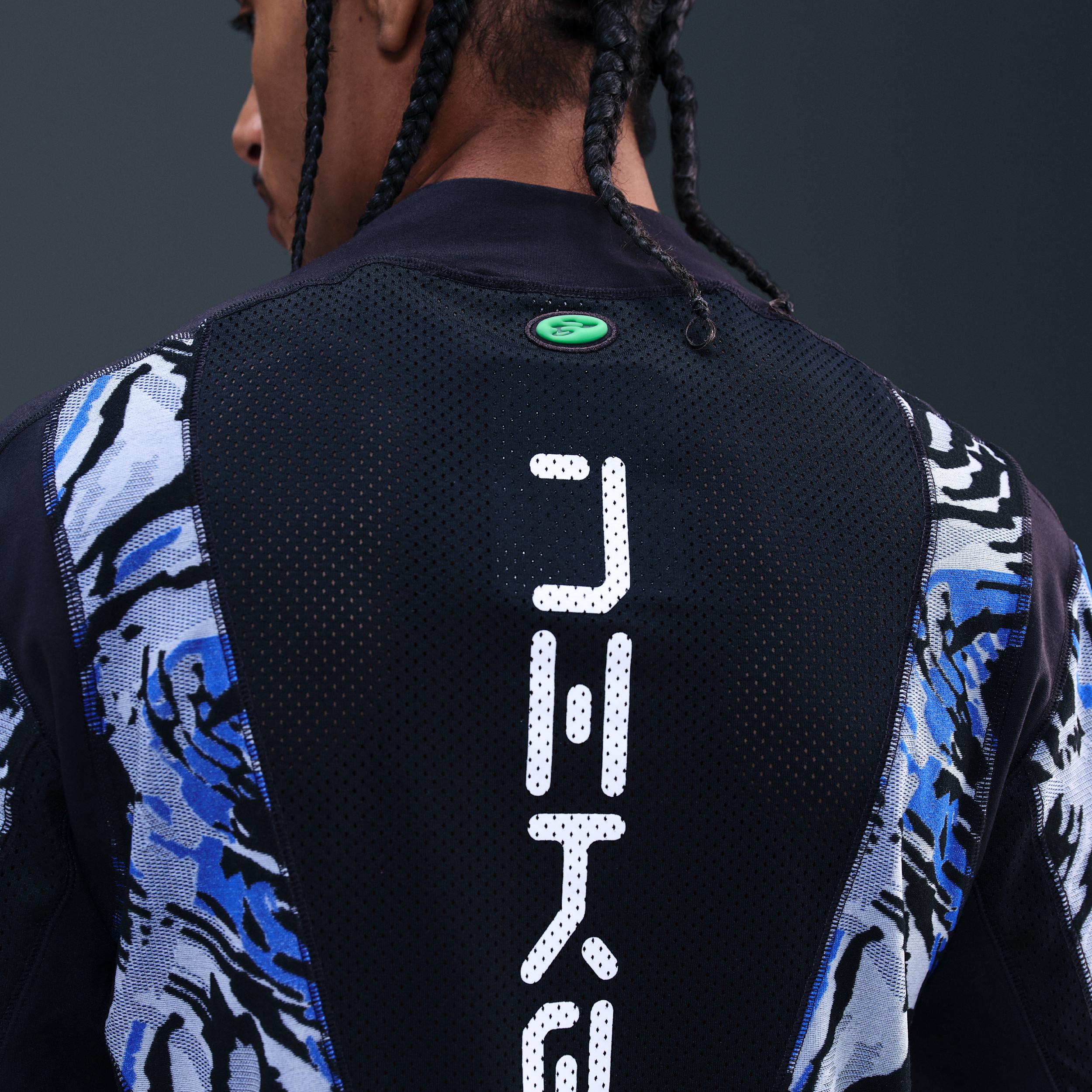 Nike Men's Project F.R.O.G. Half-Zip Top Product Image