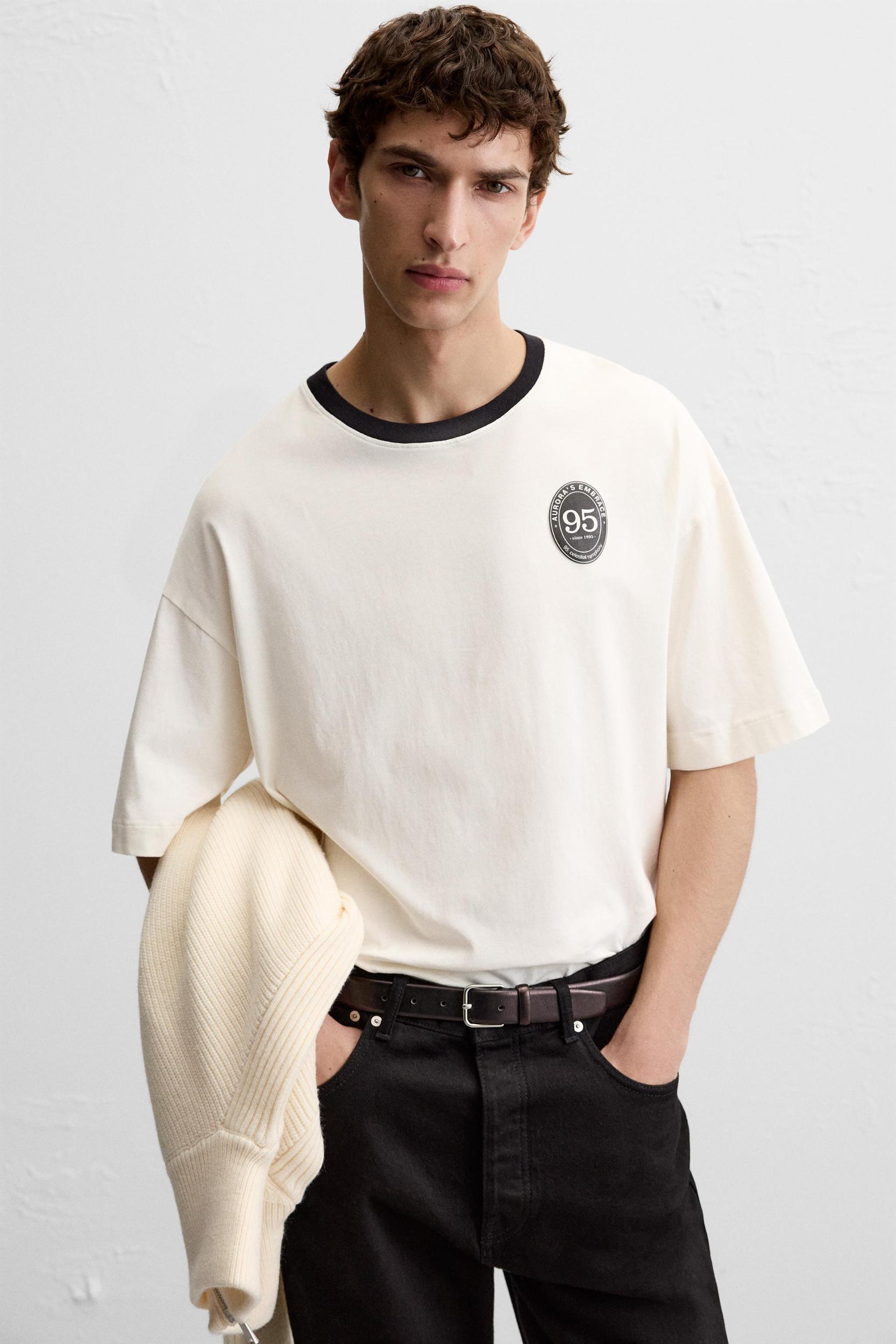 COMBINATION PRINT T-SHIRT Product Image