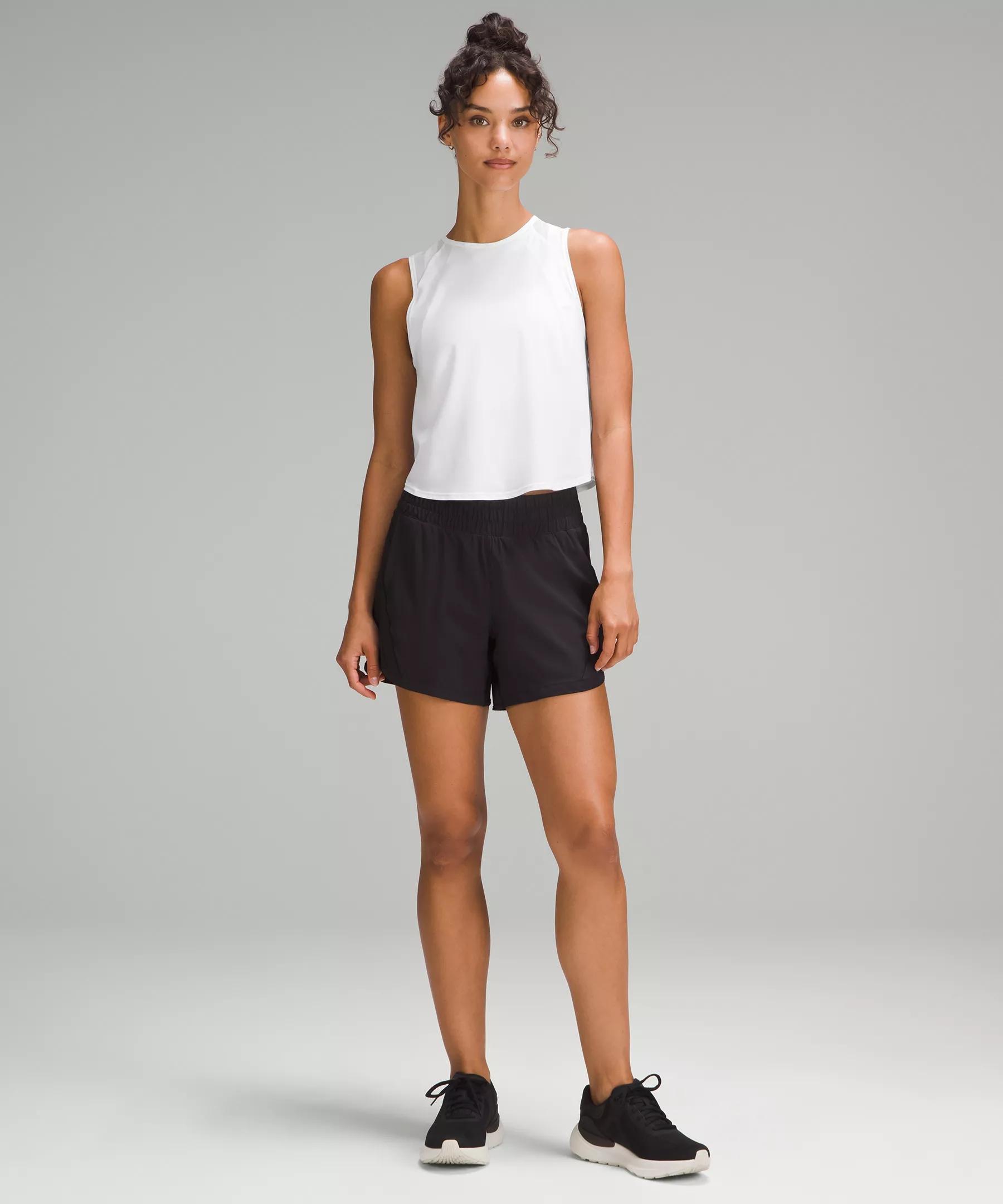 Sculpt Cropped Tank Top *Pleated Product Image