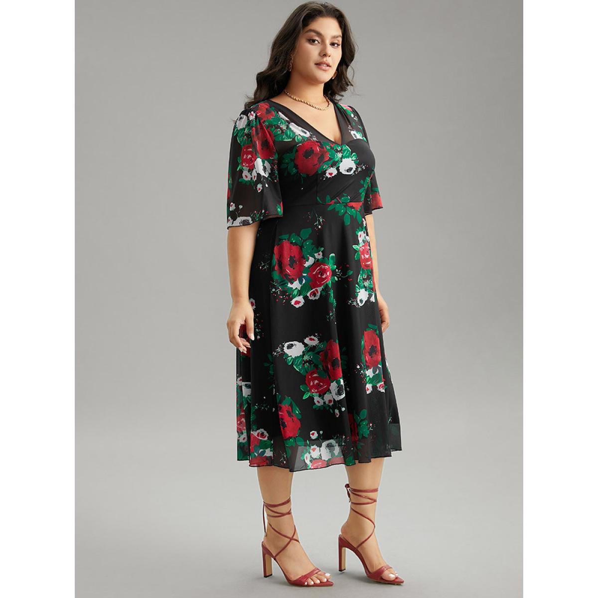 Plus Size Floral Mesh Patchwork Elastic Waist Dress Black Women Cocktail See through V-neck Half Sleeve Curvy Midi Dress BloomChic 10/M Product Image