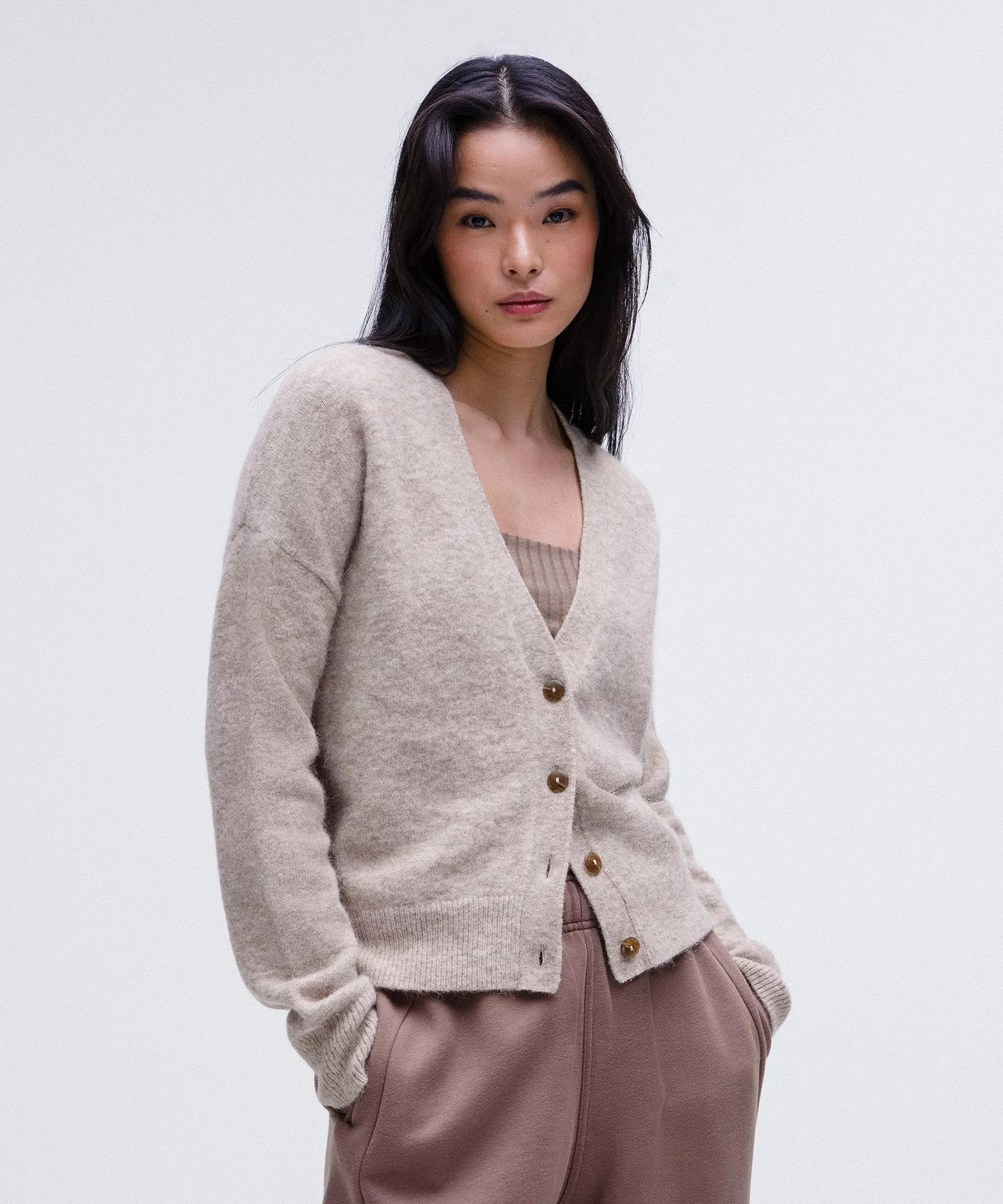 Women's Alpaca Wool-Blend Cardigan Sweater Product Image