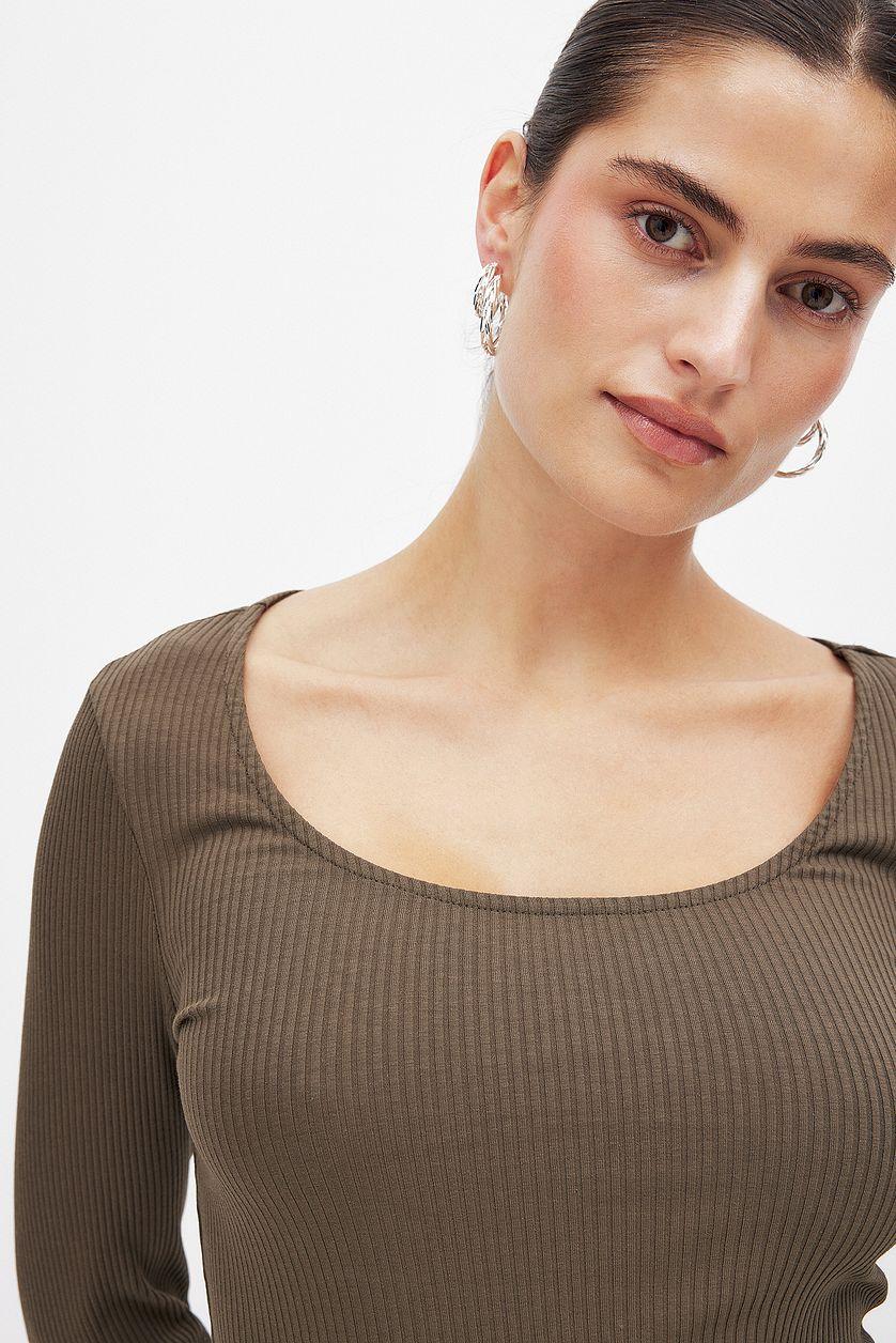 Scoop Neck Ribbed Top Product Image