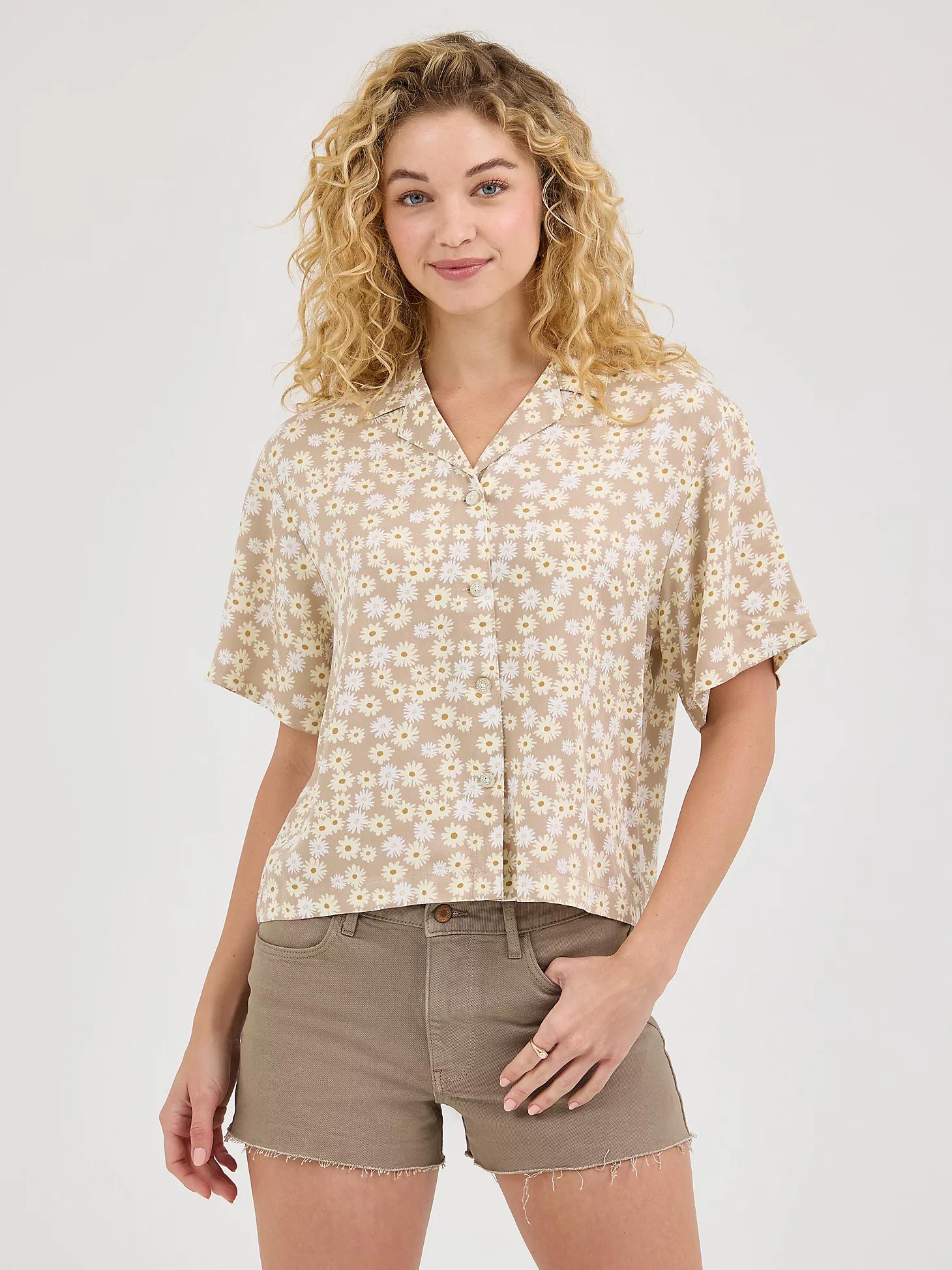 Women's Camp Shirt | Women's TOPS | Wrangler® Product Image