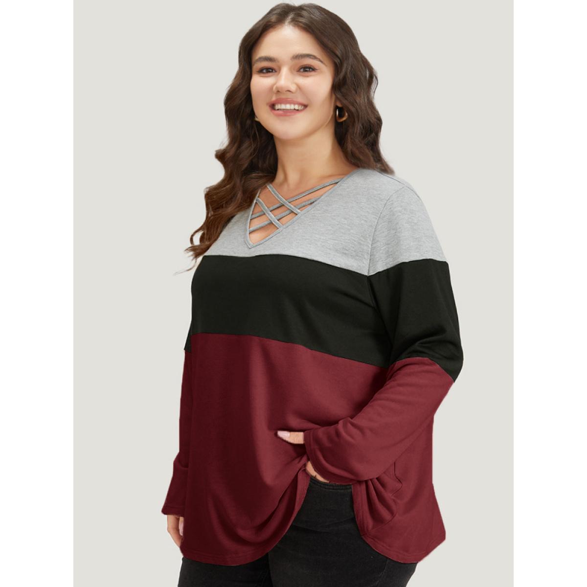 Plus Size Colorblock Contrast Crisscross V Neck Sweatshirt Women DarkGreen Casual Contrast V-neck Everyday Sweatshirts BloomChic 26/4X Product Image