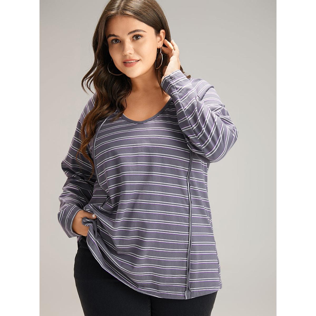Plus Size Striped Patchwork Raglan Sleeve T-shirt Heather Women Casual Contrast Striped V-neck Dailywear T-shirts BloomChic 10/M Product Image