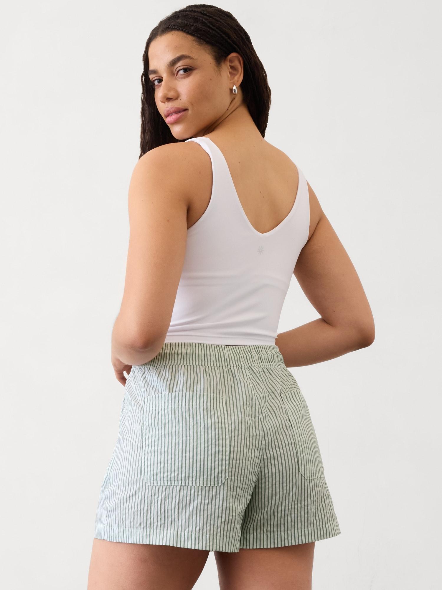 Midday Mid Rise Short Product Image