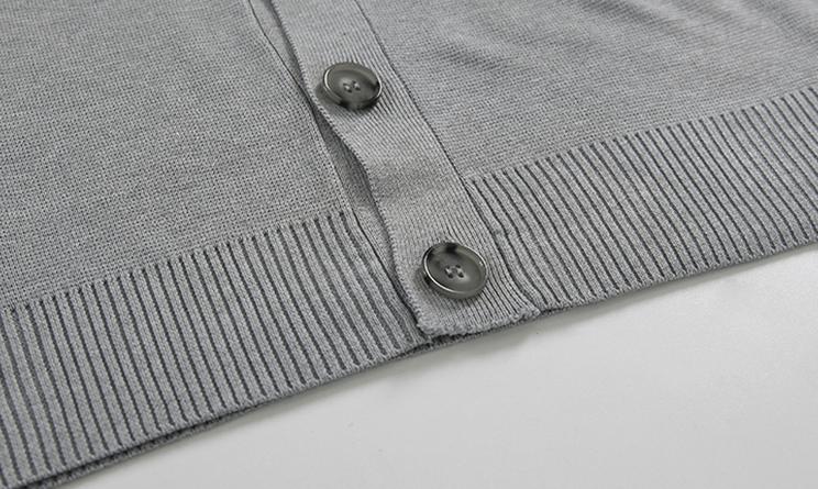 RT No. 2803 GRAY KNITTED CARDIGAN Product Image