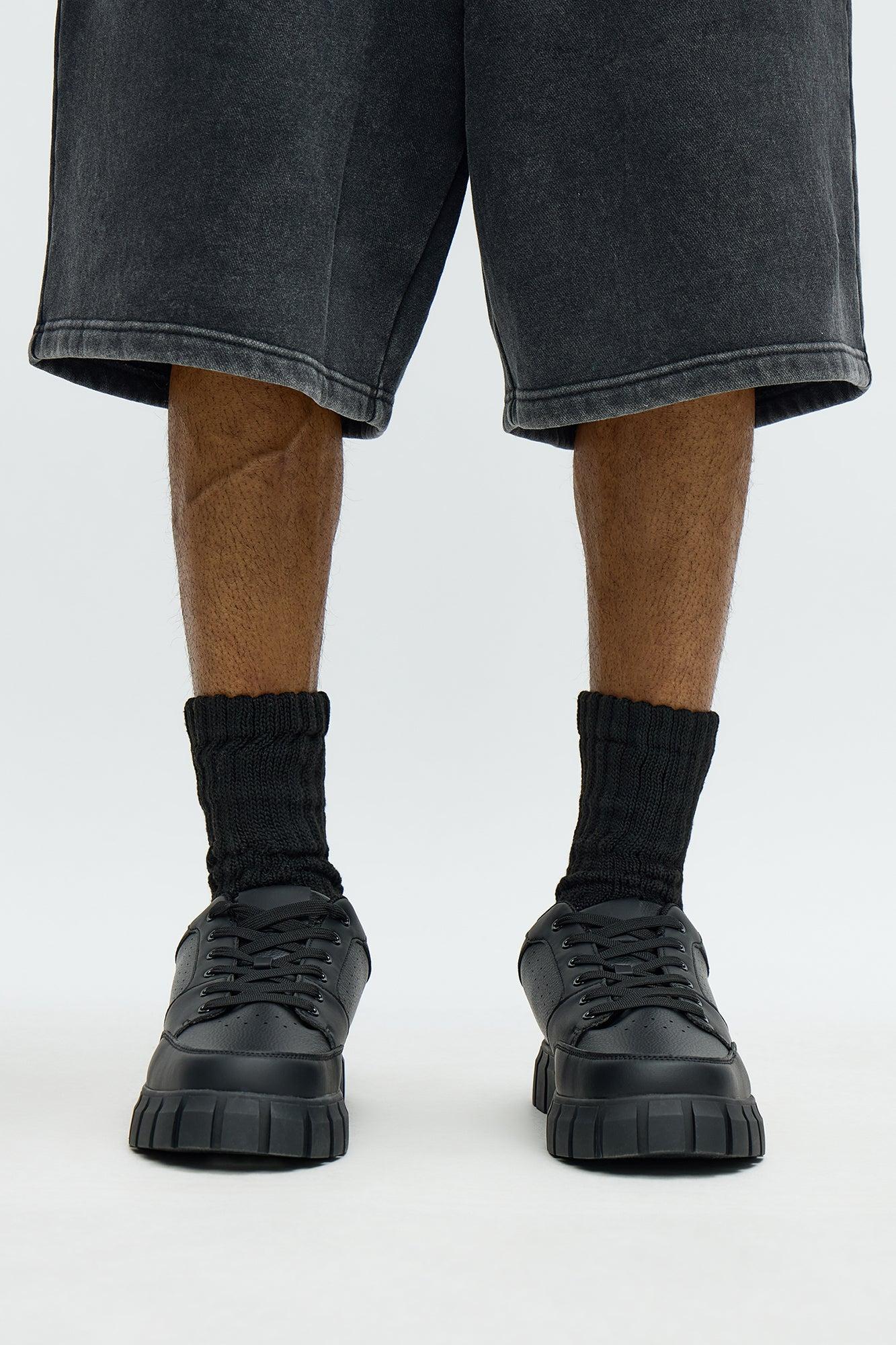 Casual Edge Chunky Low Sneaker - Black Product Image