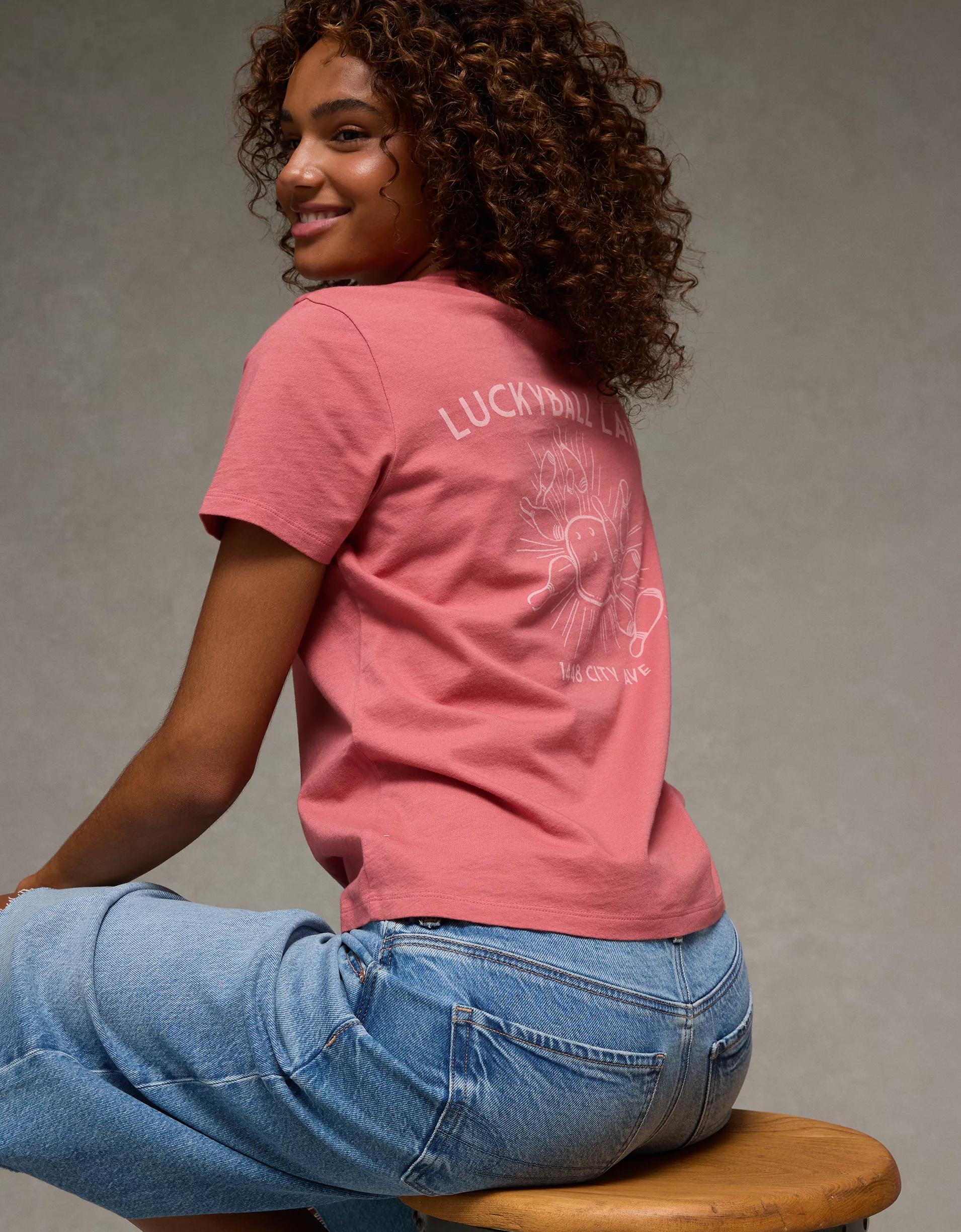 AE Classic Sporty Graphic T-Shirt Product Image