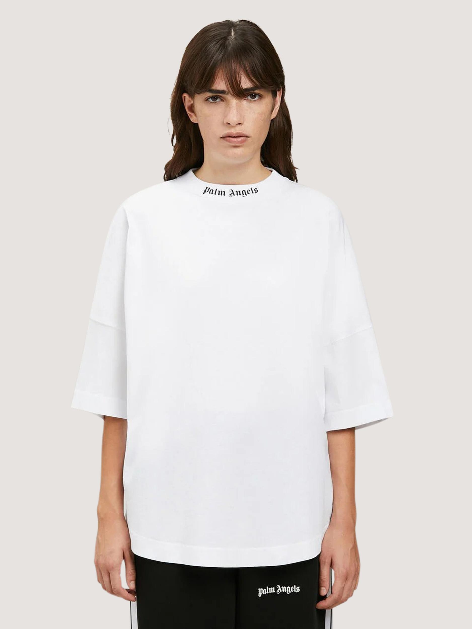 CLASSIC LOGO OVER TEE Product Image