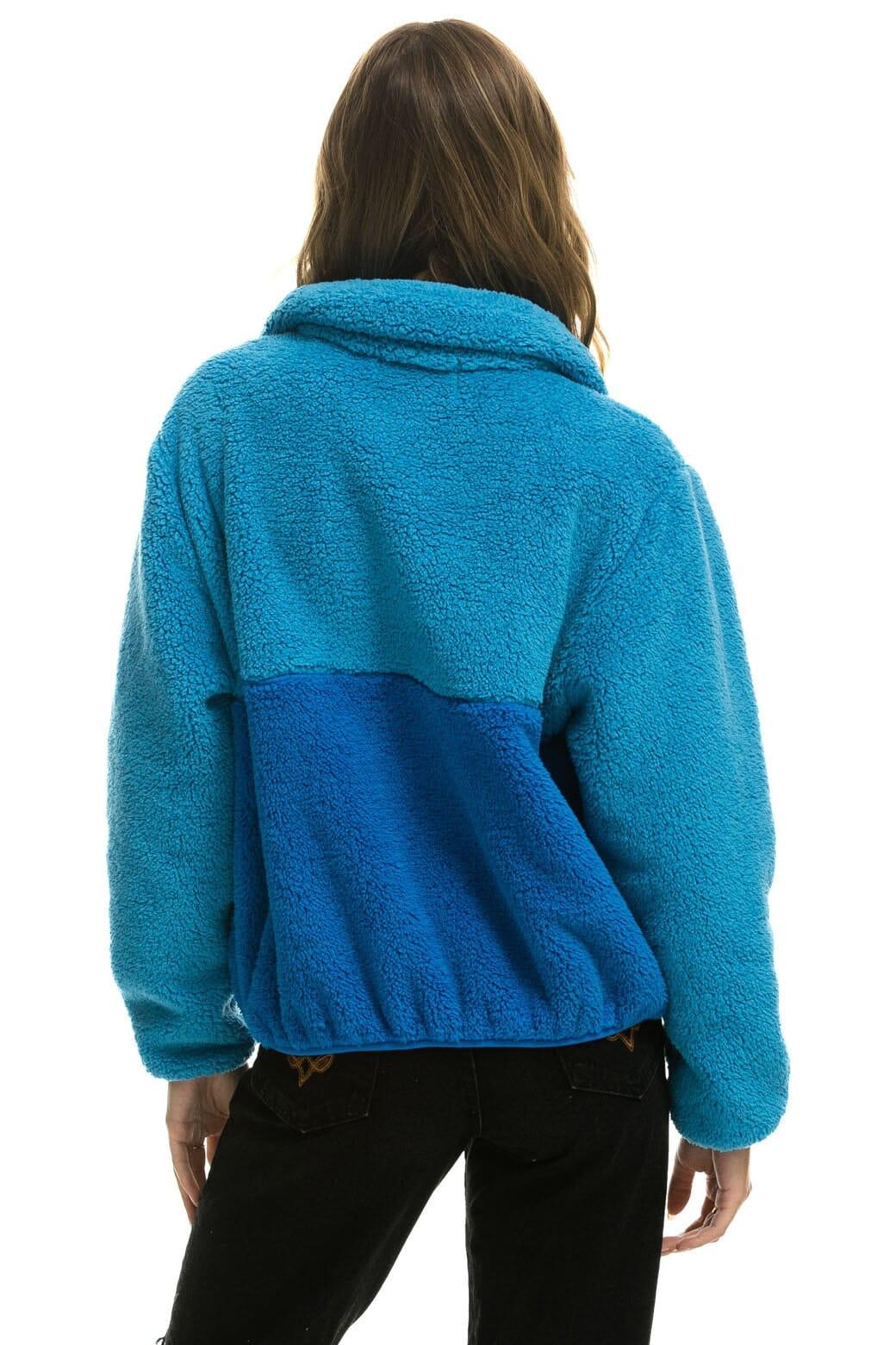 TEDDY APRES HALF ZIP COLOR BLOCK JACKET - OCEAN Female Product Image